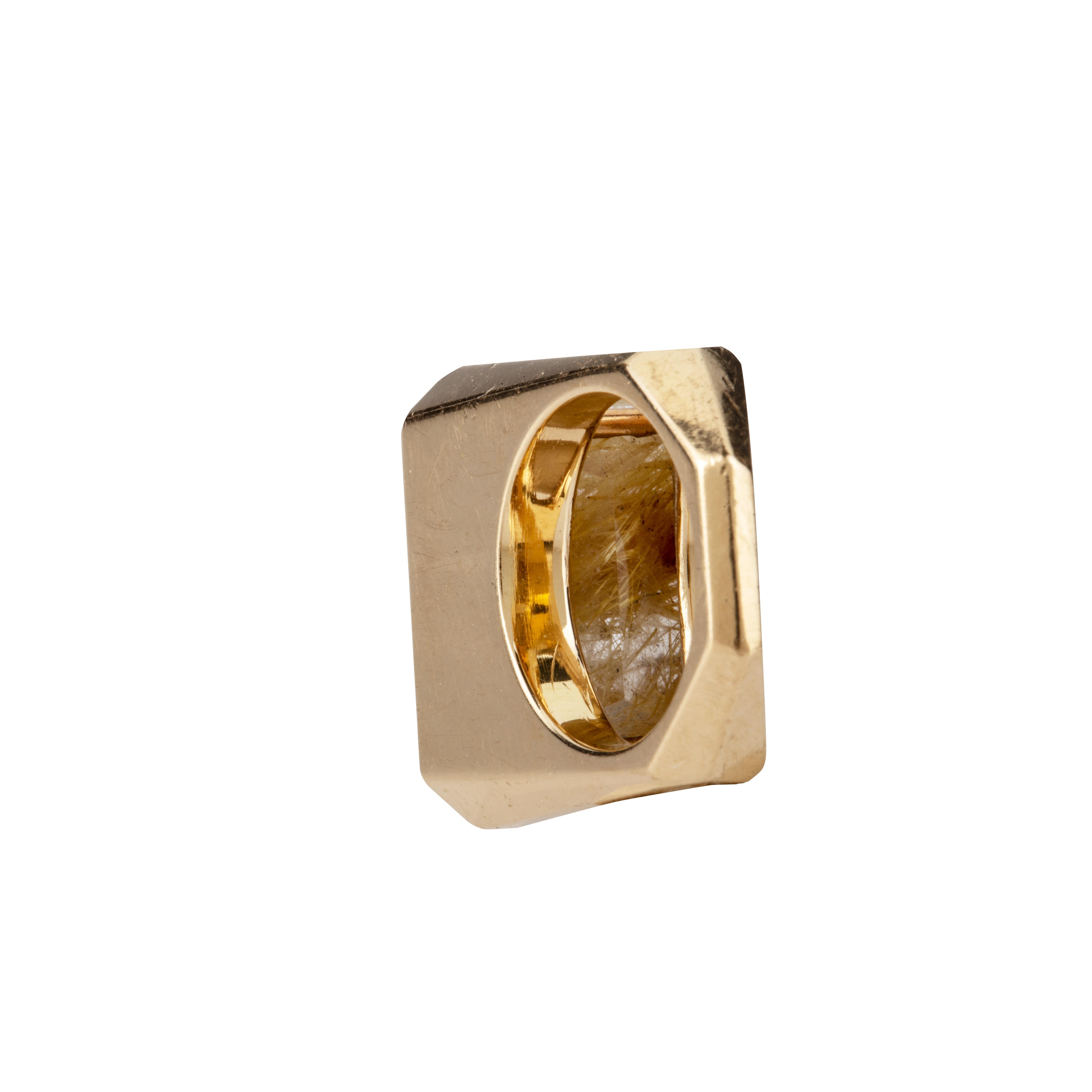 18 k Gold  21 gr Natural  yellow rutileted quartz ring chevalier shape. Size 13 eu is possible to resize the ring.
All Giulia Colussi jewelry is new and has never been previously owned or worn. Each item will arrive at your door beautifully gift