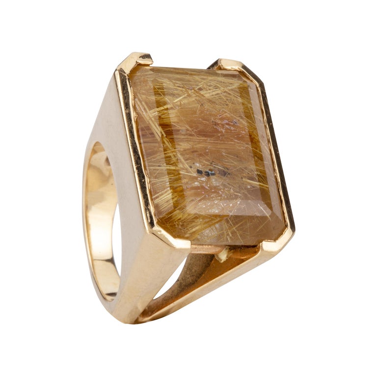 Bague Chevalier en or 18 carats, quartz jaune naturel, faite à la main En  vente sur 1stDibs