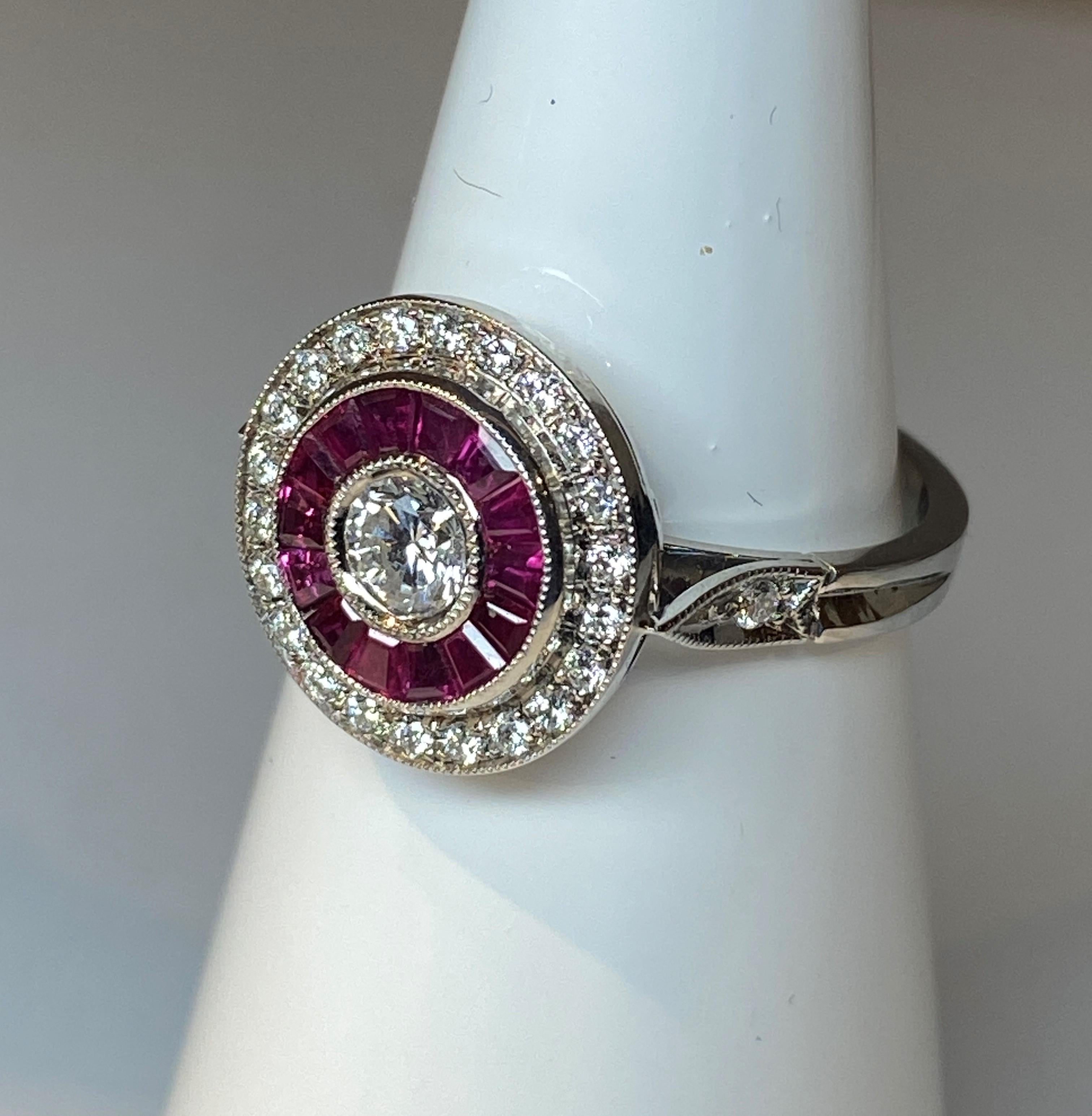 18k Gold Ring in Art Deco Style Set with Diamonds and Calibrated Rubies For Sale 8