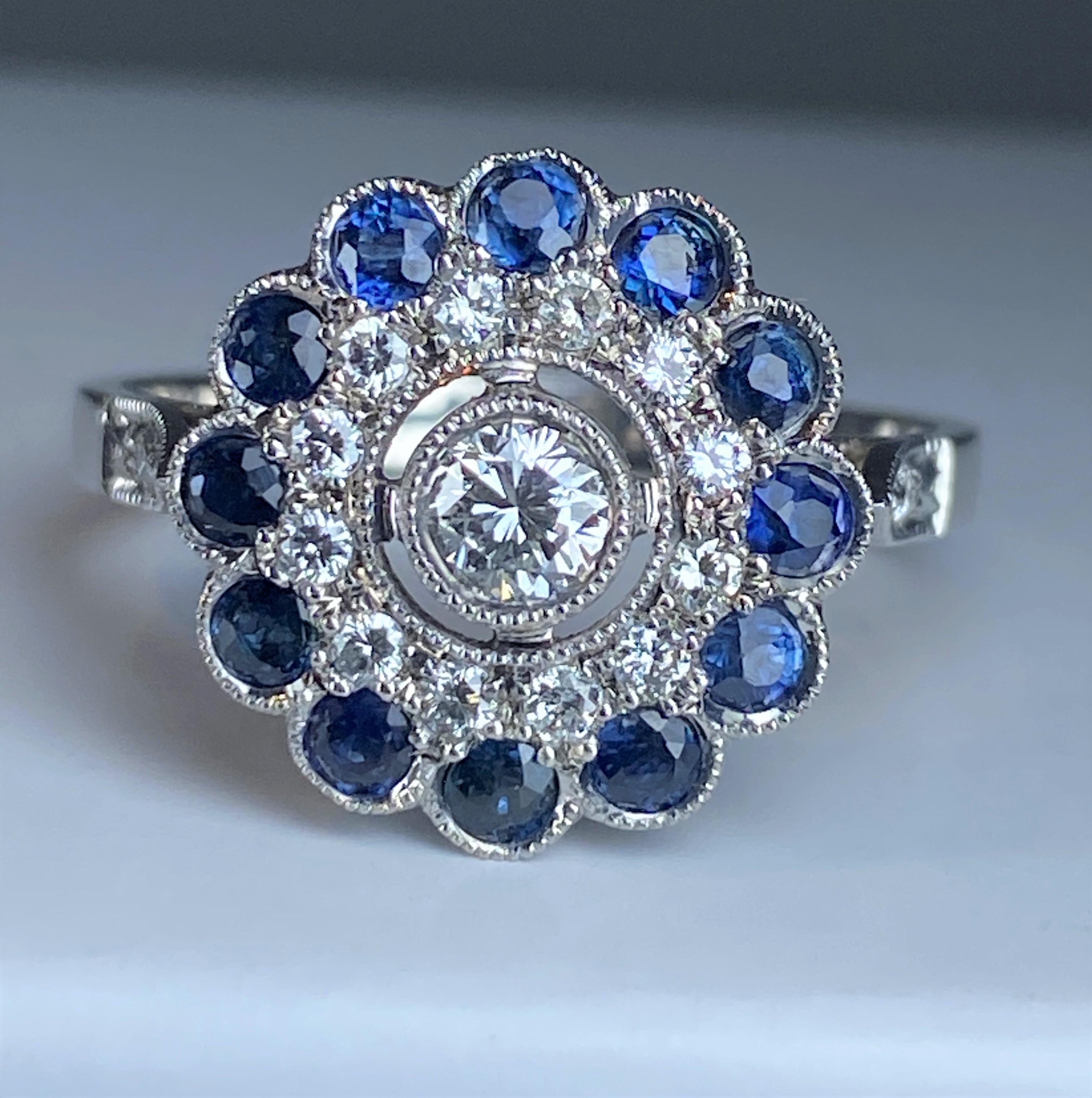 18K Gold Ring in Art Deco Style Set with Sapphires and Diamonds For Sale 9