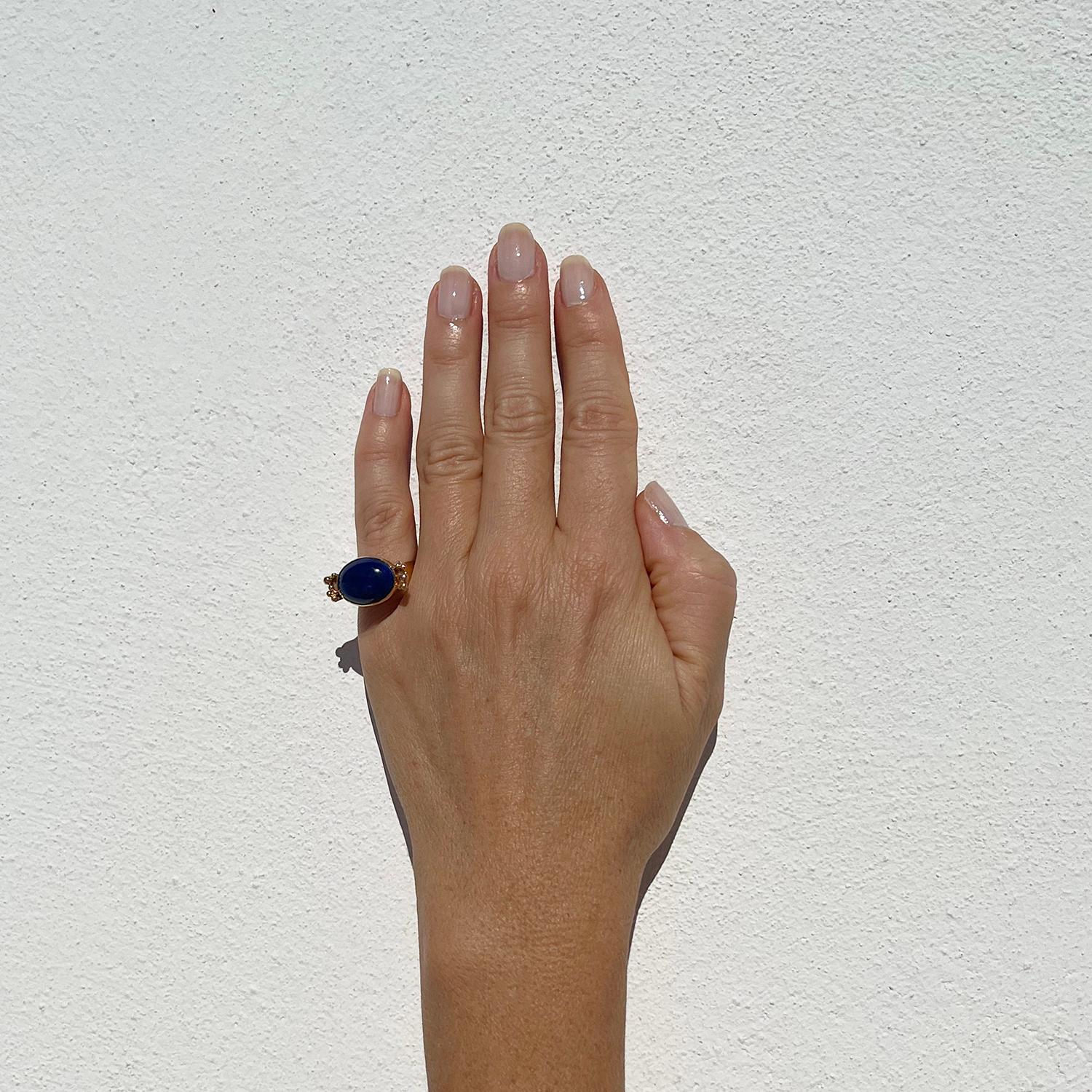18 K Gold Ring with a Cabochon Cut Lapis Lazuli Stone, Made in 1972 For Sale 9