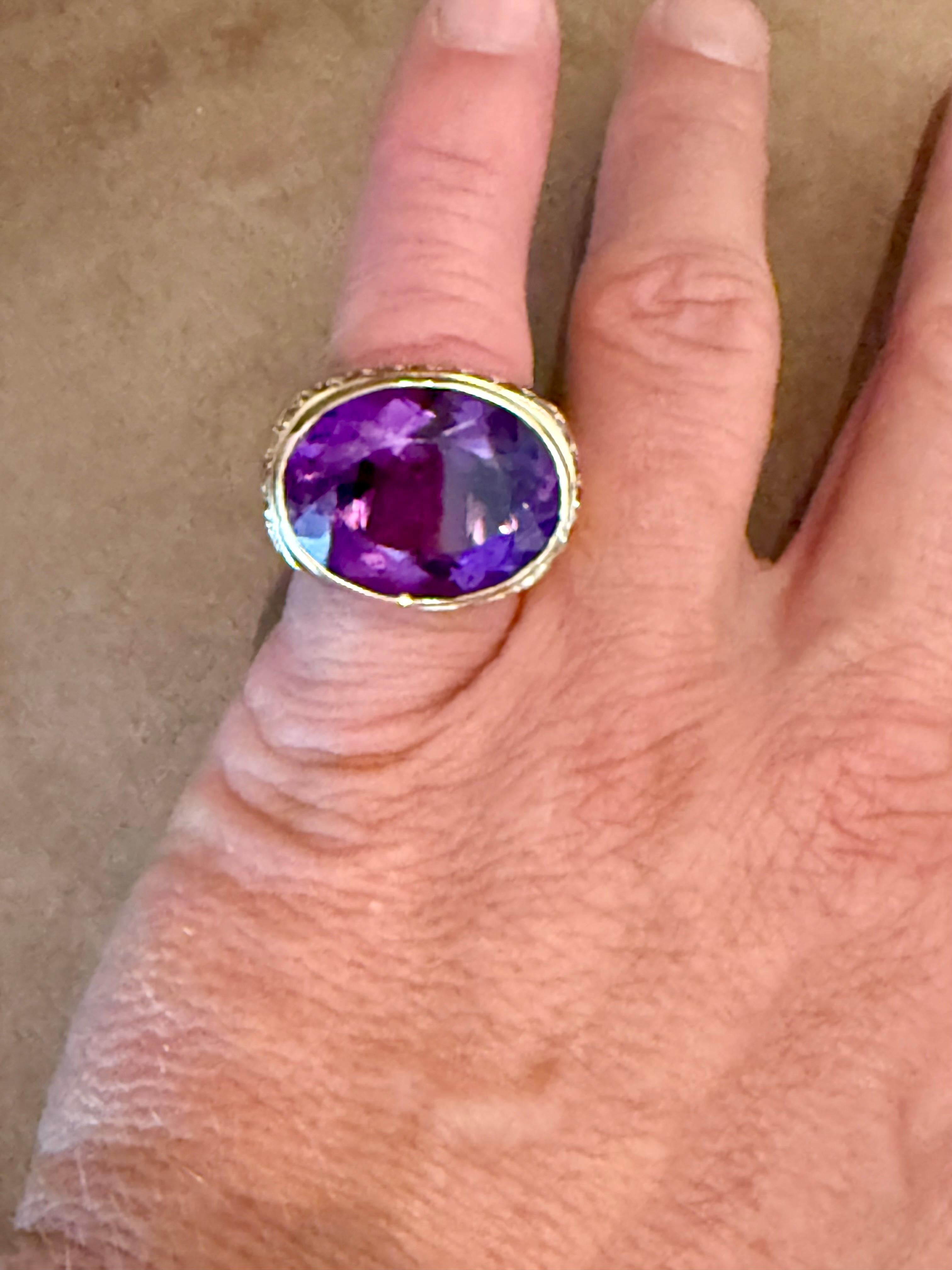 Anillo de oro rosa de 18 K con amatista y diamante champán en venta 4