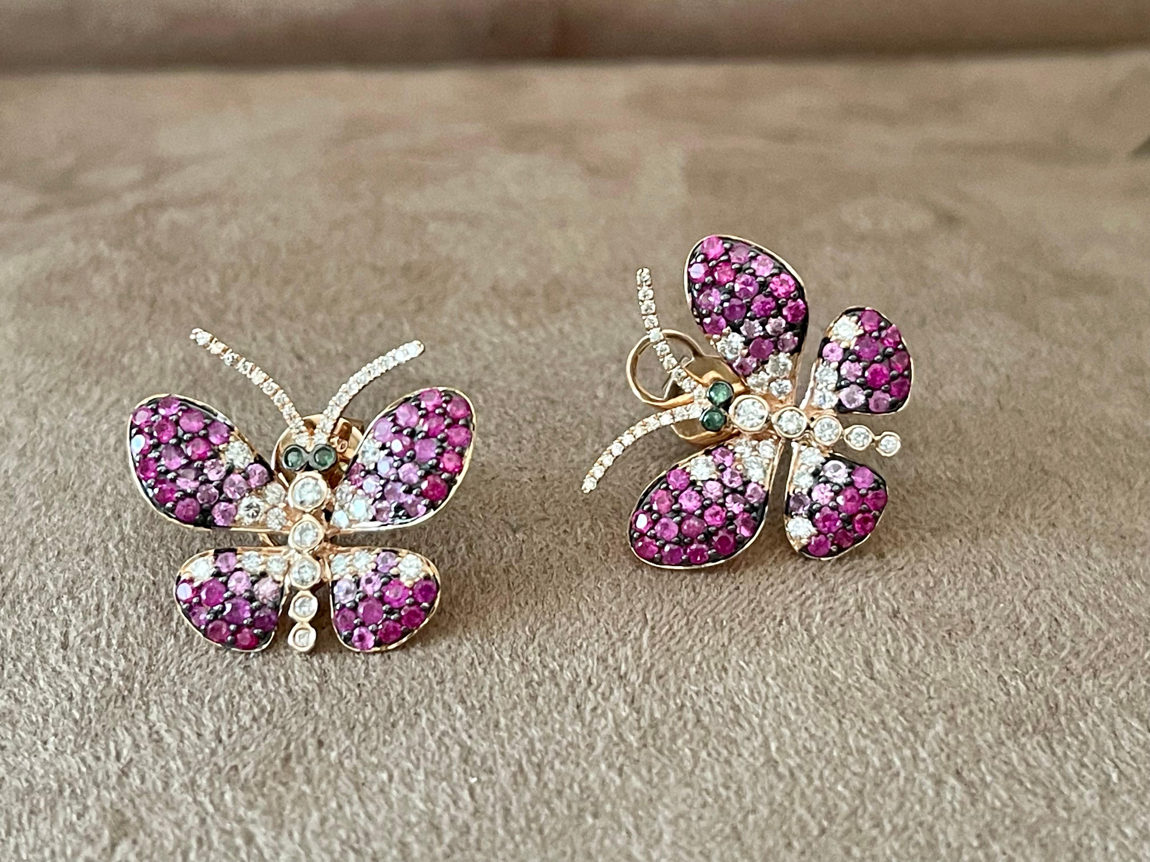 Boucles d'oreilles papillon en or rose 18 carats, saphir rose, rubis, diamant et tsavorite en vente 1
