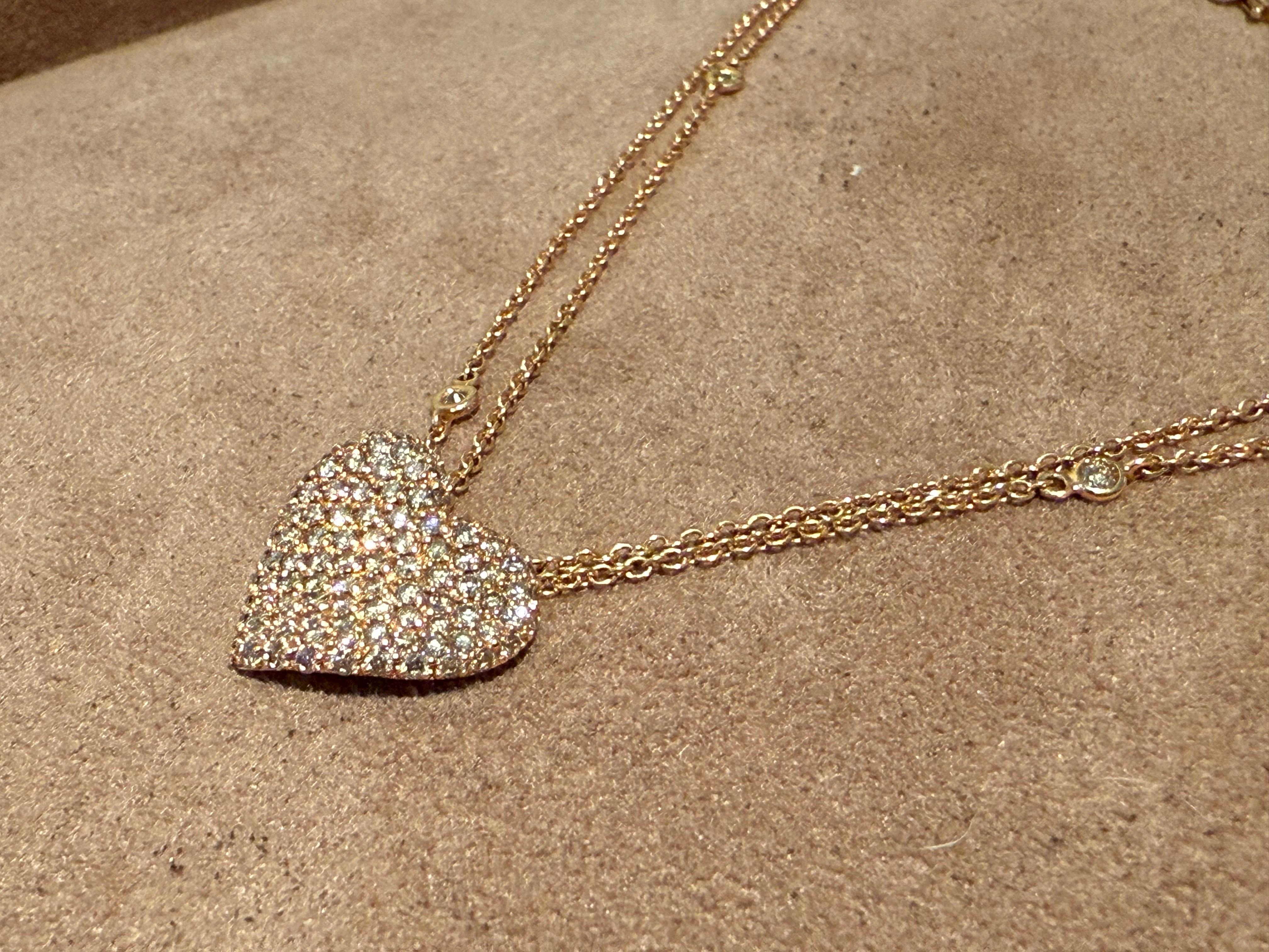 Cadena de Oro rosa de 18 K Colgante Corazón Diamante marrón en venta 1