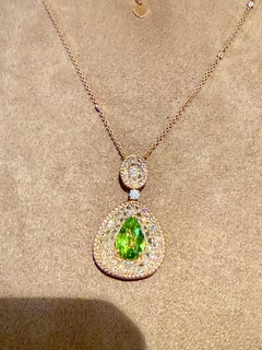 18 K rose Gold Chain with Peridot Diamond Pendant