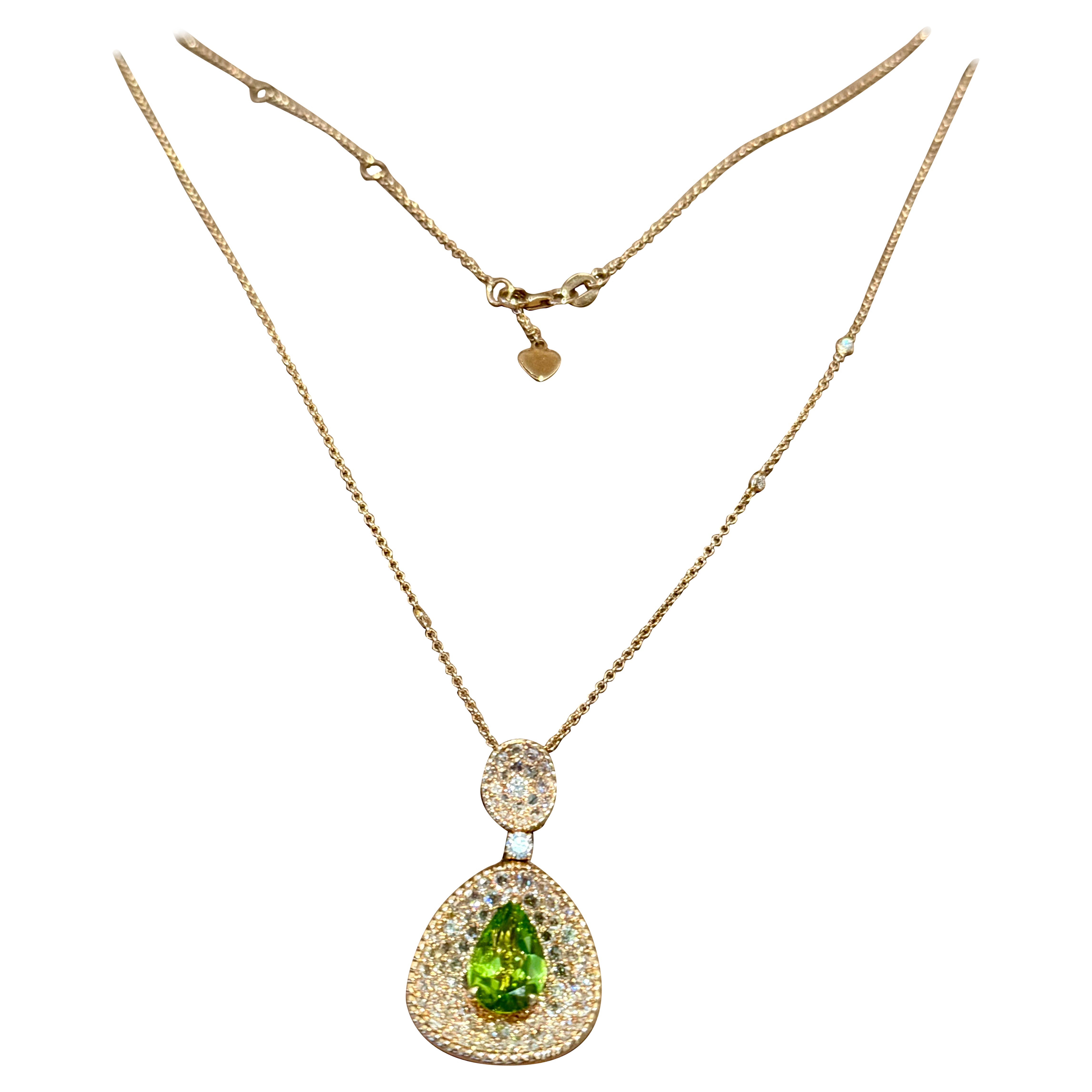 18 K rose Gold Chain with Peridot Diamond Pendant