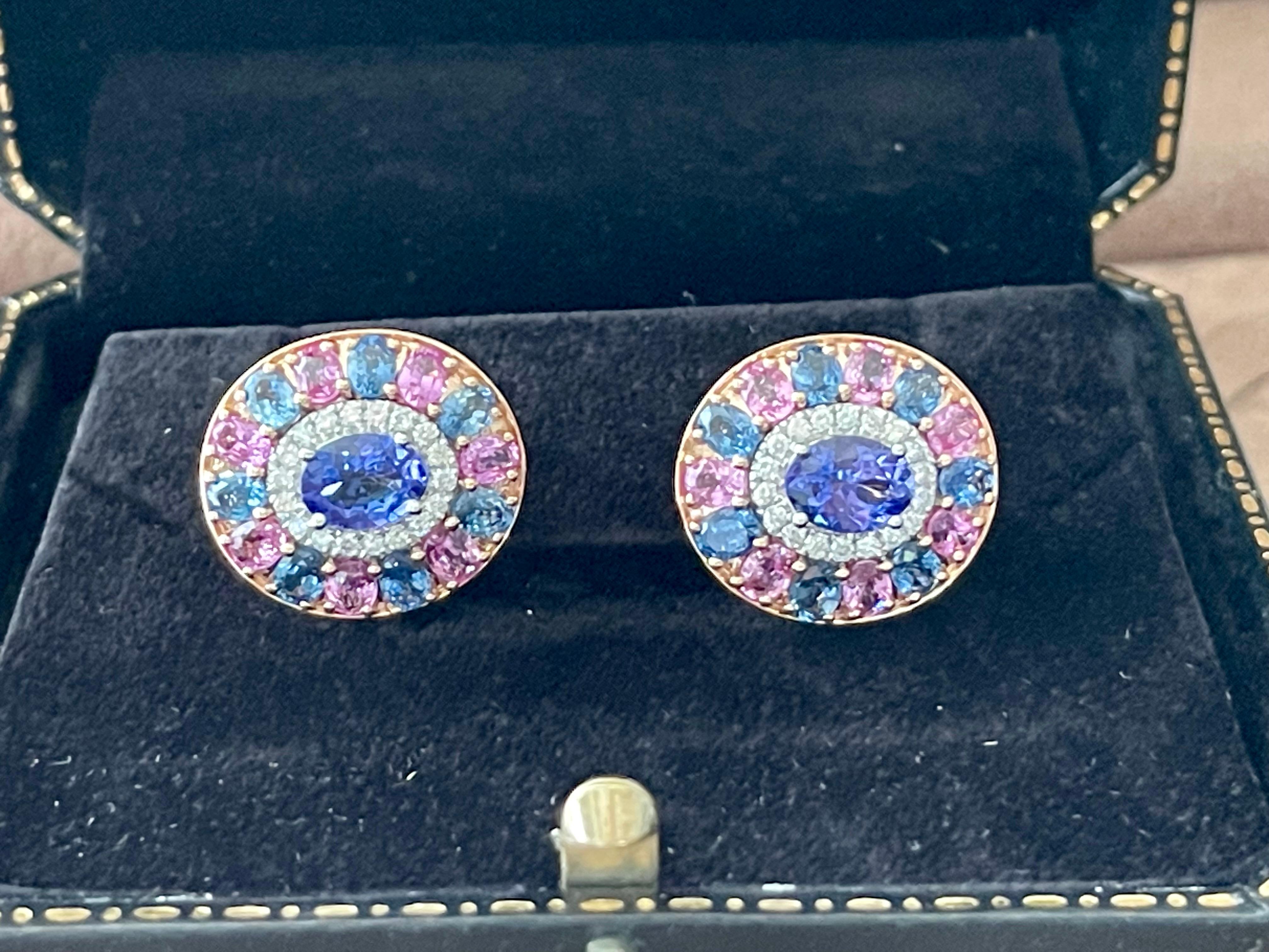 18 Karat Roségold Cluster-Ohrringe Tansanit Rosa Saphir Blauer Saphir Diamant im Angebot 2