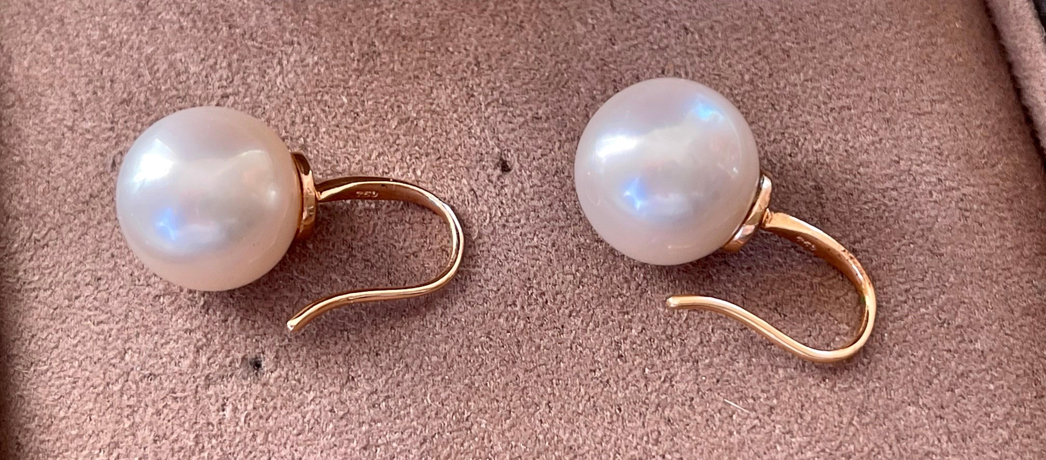 Contemporary 18 K Rose Gold Hook Drop South Sea Pearl Earrings For Sale