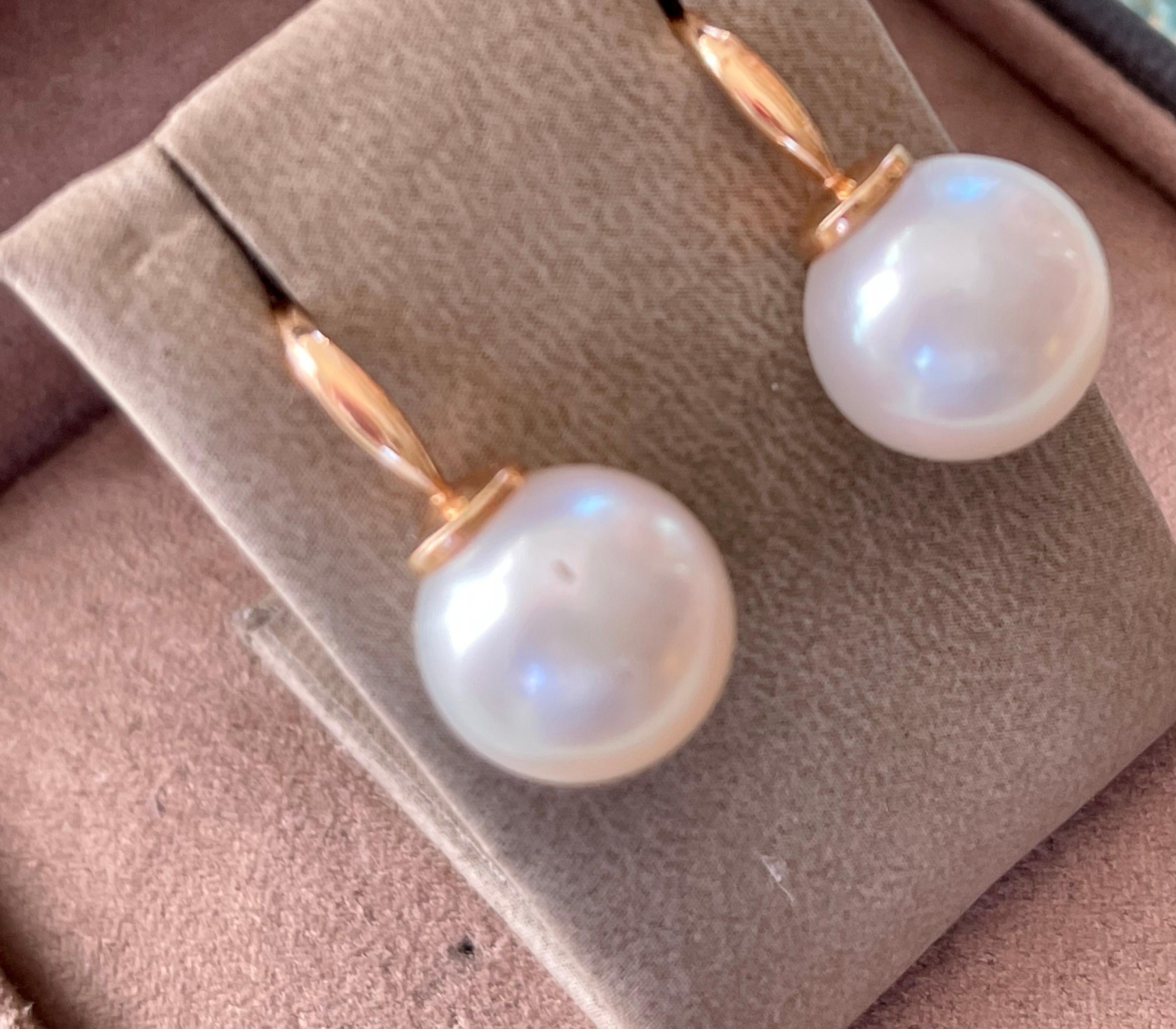 18 K Rose Gold Hook Drop South Sea Pearl Earrings In New Condition For Sale In Zurich, Zollstrasse