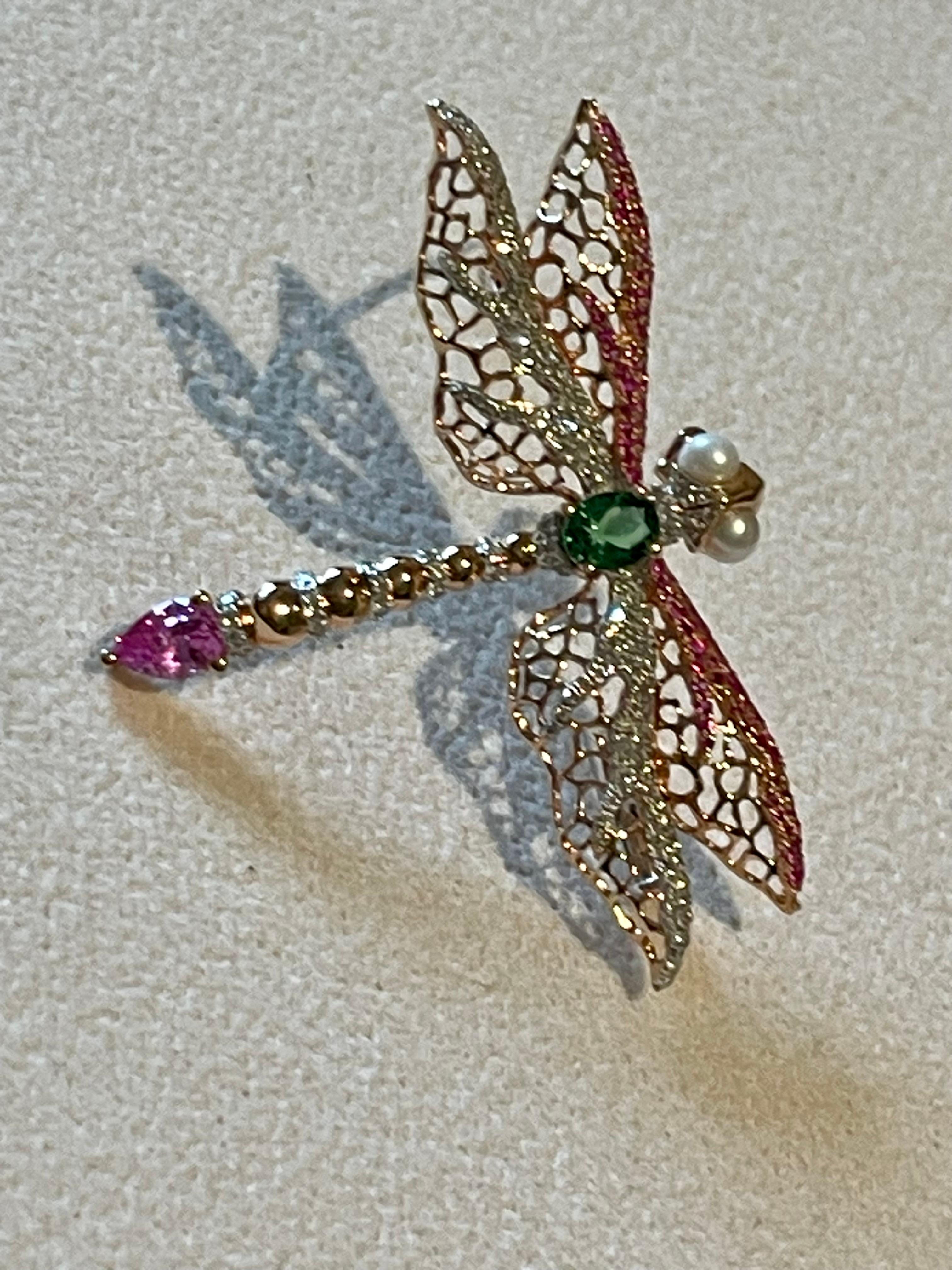 18 K rose Gold openwork  Dragonfly brooch pink Sapphire Tsavorite Diamond Pearl For Sale 3