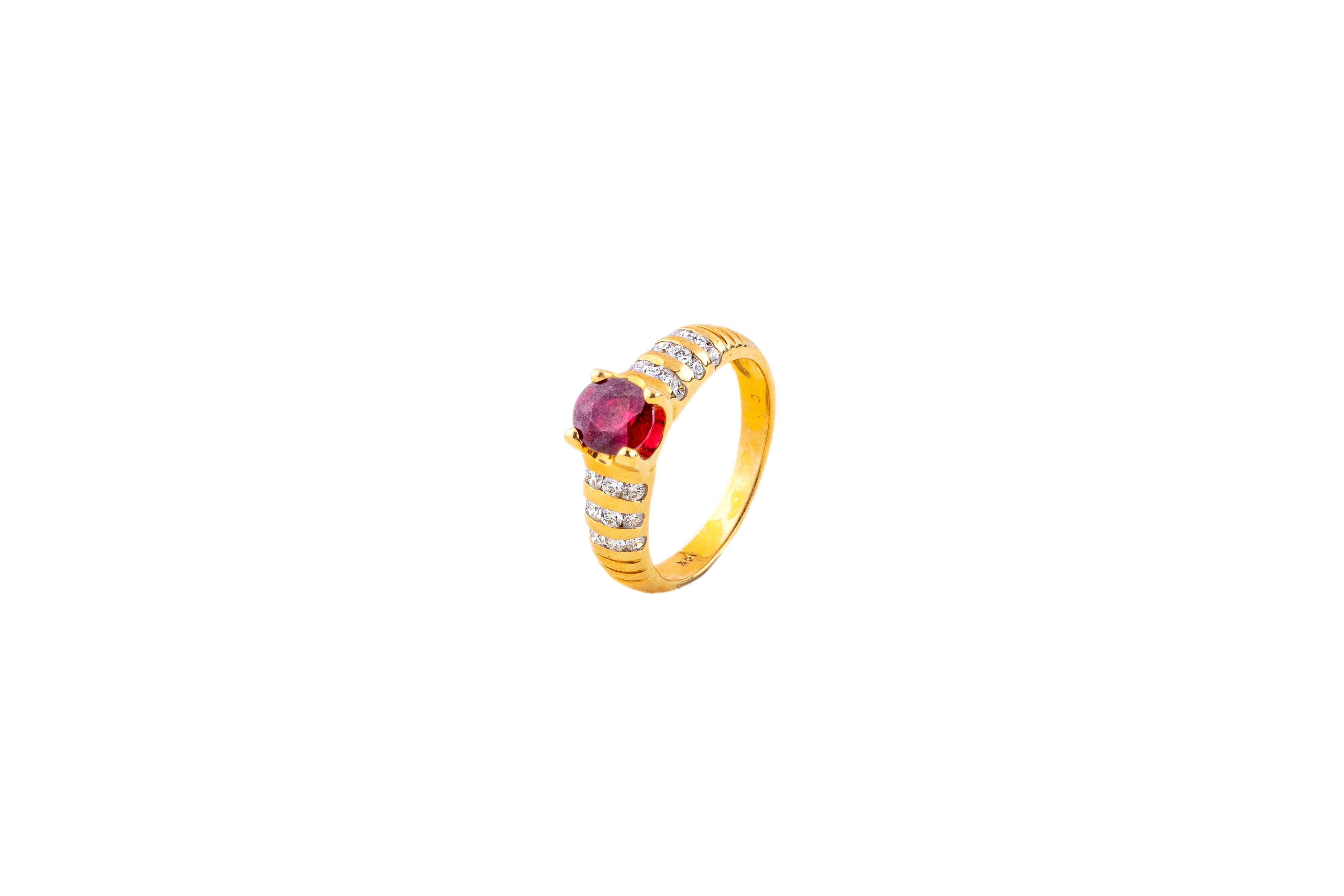18k gold ruby ring
