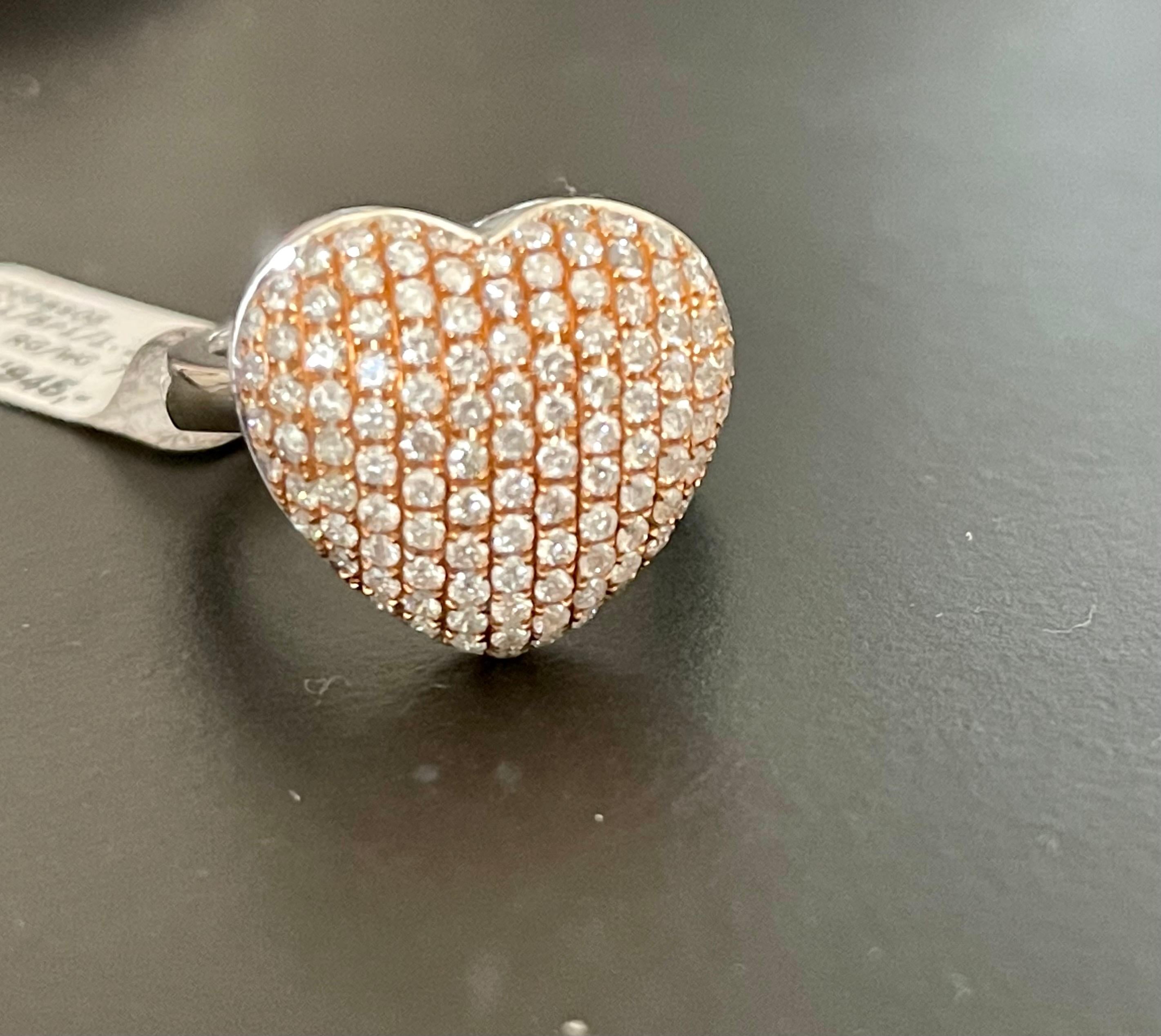 18 K White and Rose Gold Pave Diamond Heart Shape Ring In New Condition For Sale In Zurich, Zollstrasse