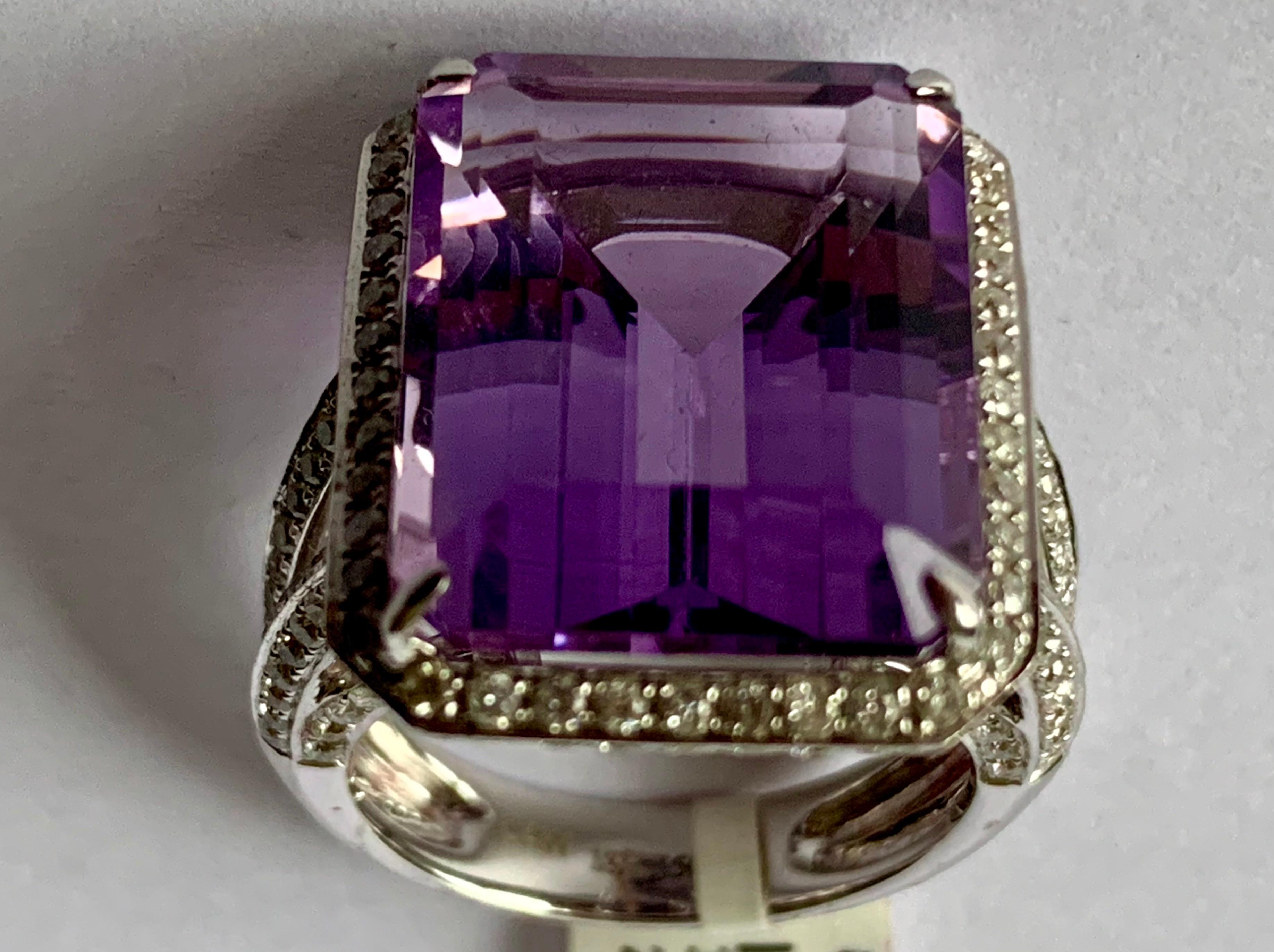 Femenino o masculino Anillo Cóctel Amatista Diamante Oro Blanco 18 K en venta
