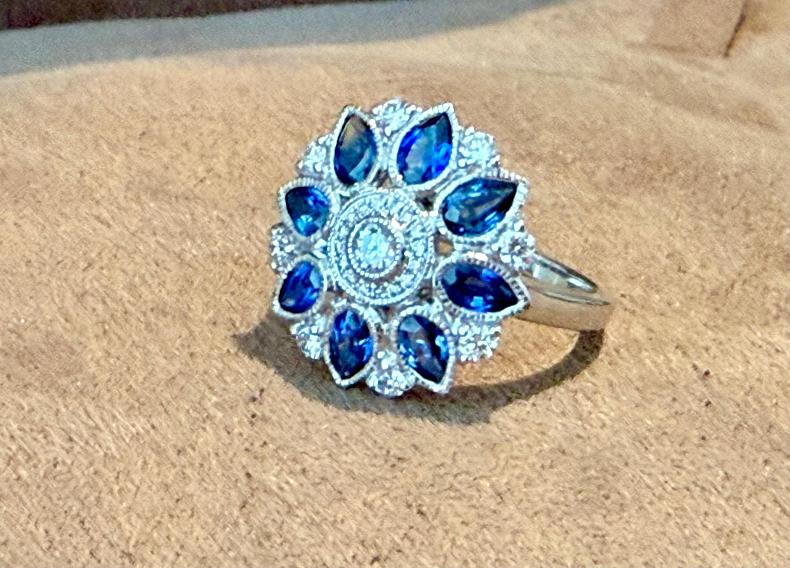 Brilliant Cut 18 K white Gold Art Déco style Diamond Sapphire Ring For Sale