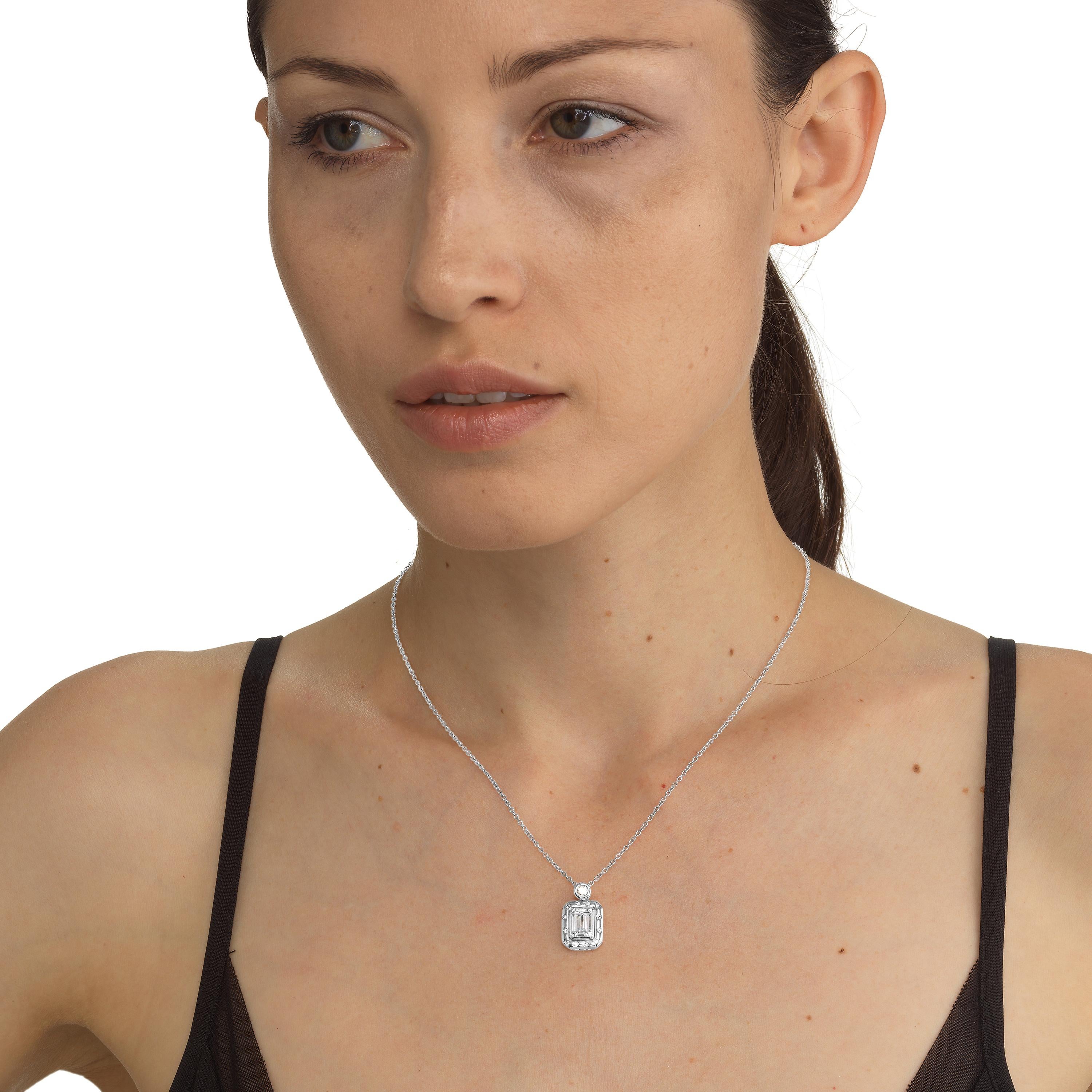 18 Karat White Gold Baguette Diamond Pendant Necklace at 1stDibs