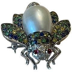18 K white Gold bee brooch South Sea Pearl Diamond Rubyfancy Sapphire Tsavorite