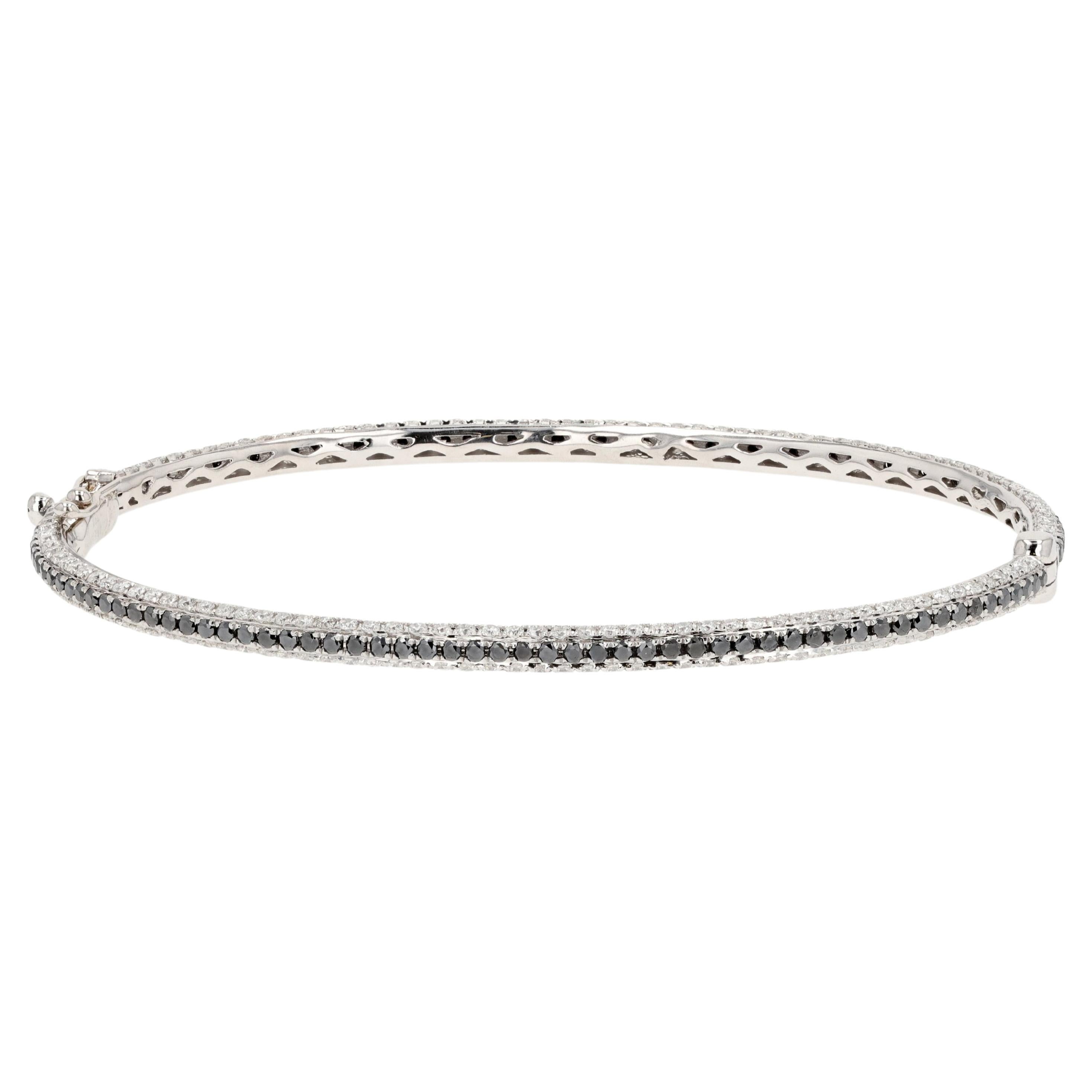 18k White Gold Black and White Diamond Bangle Bracelet