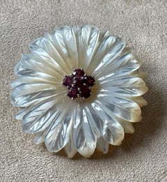 18 K White Gold Carved Mother of Pearl Flower Garnet Brooch/Pendant