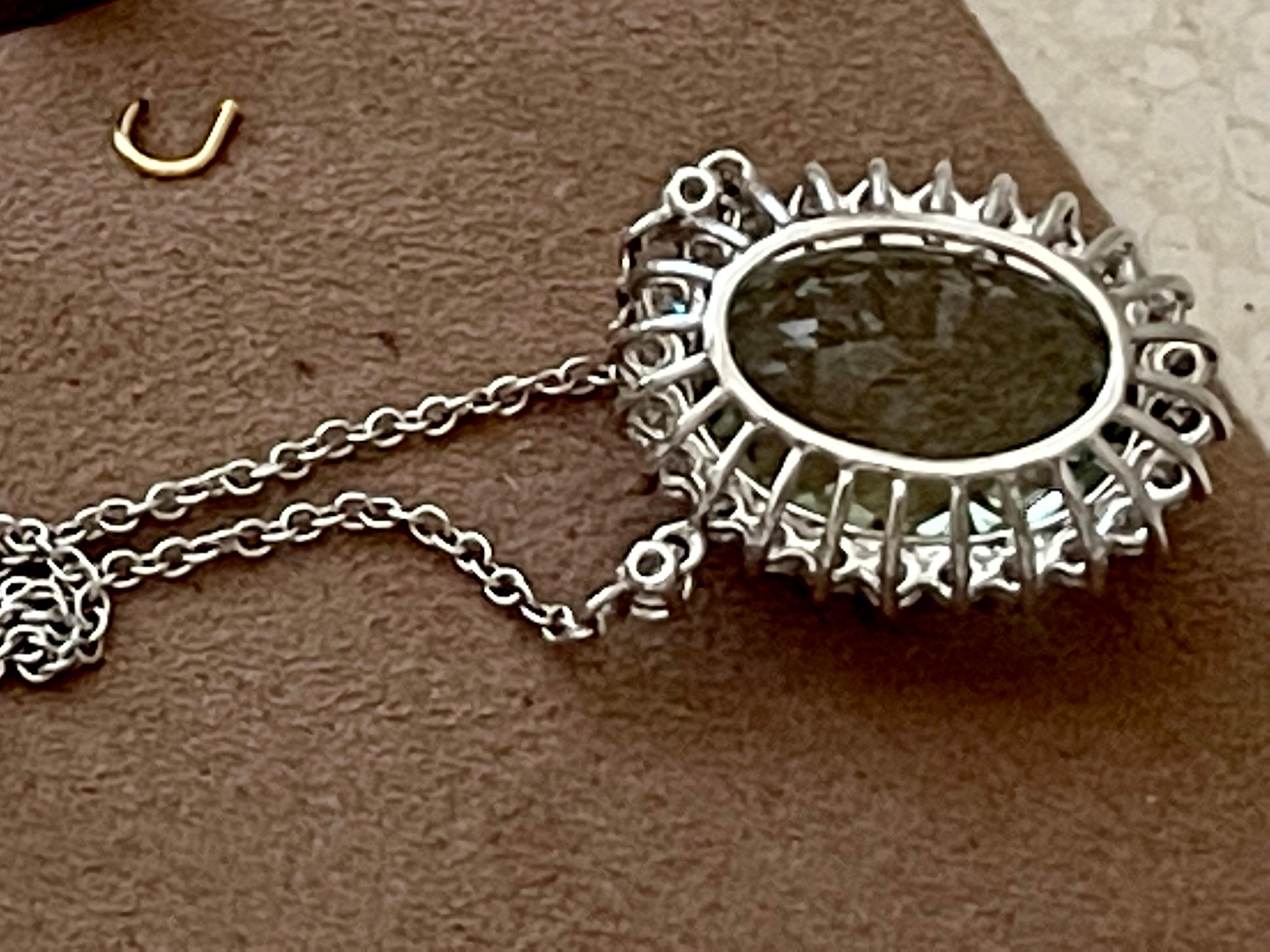 18 K White Gold Chain with Pendant Mint Green Beryl Diamond Surround For Sale 2