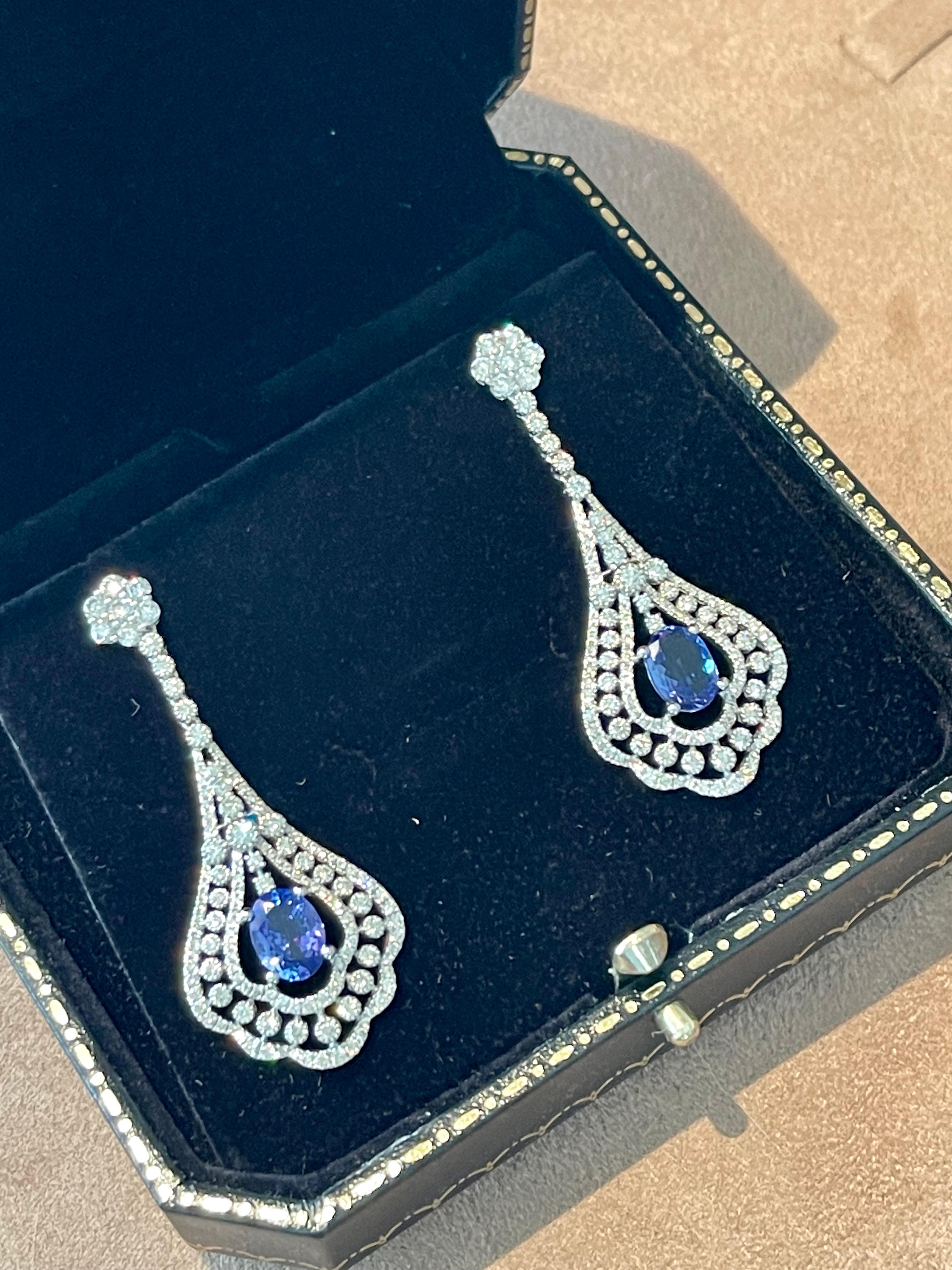 18k White Gold Chandelier Earrings Tanzanite Diamonds For Sale 4