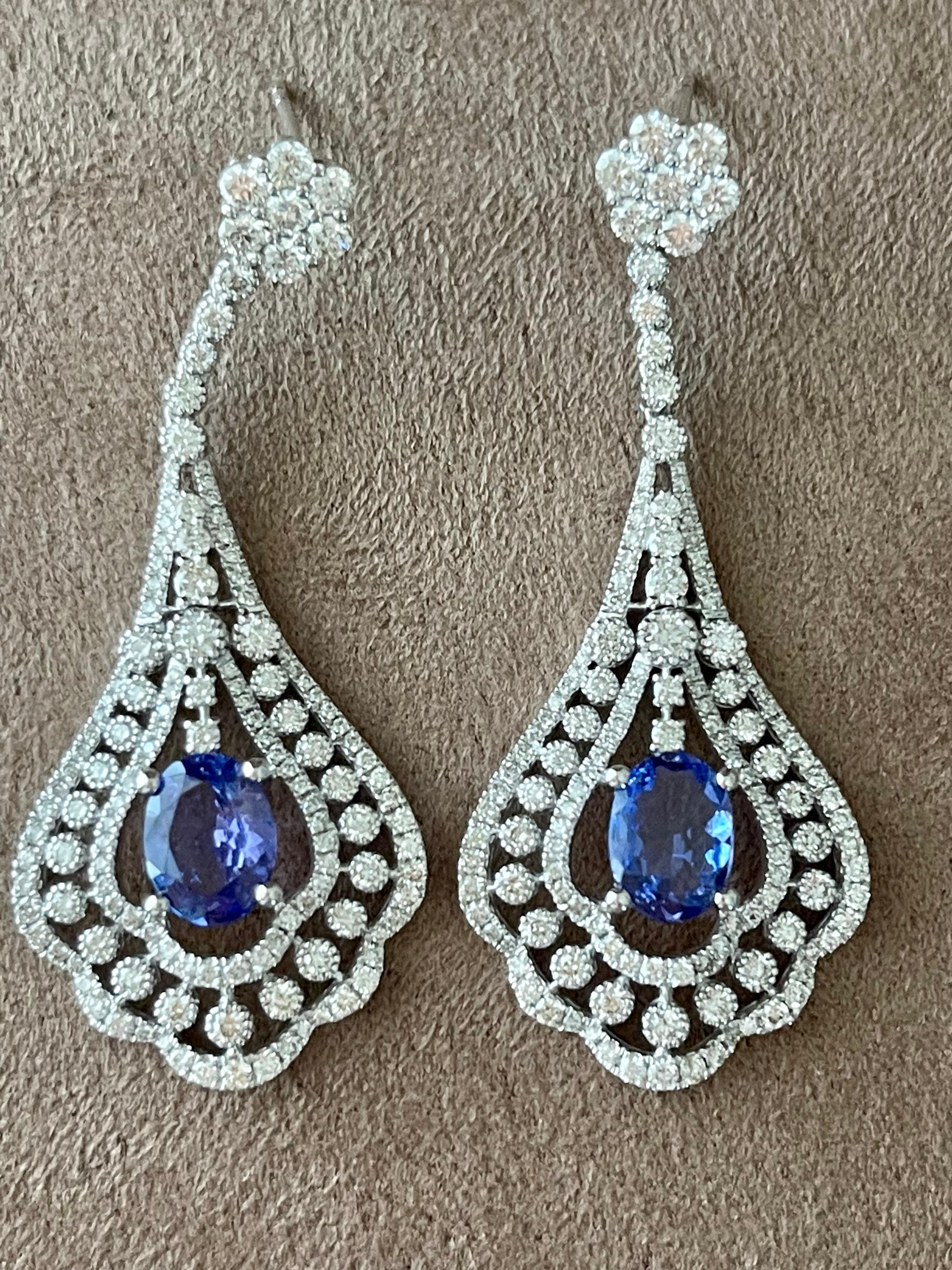 Brilliant Cut 18k White Gold Chandelier Earrings Tanzanite Diamonds For Sale
