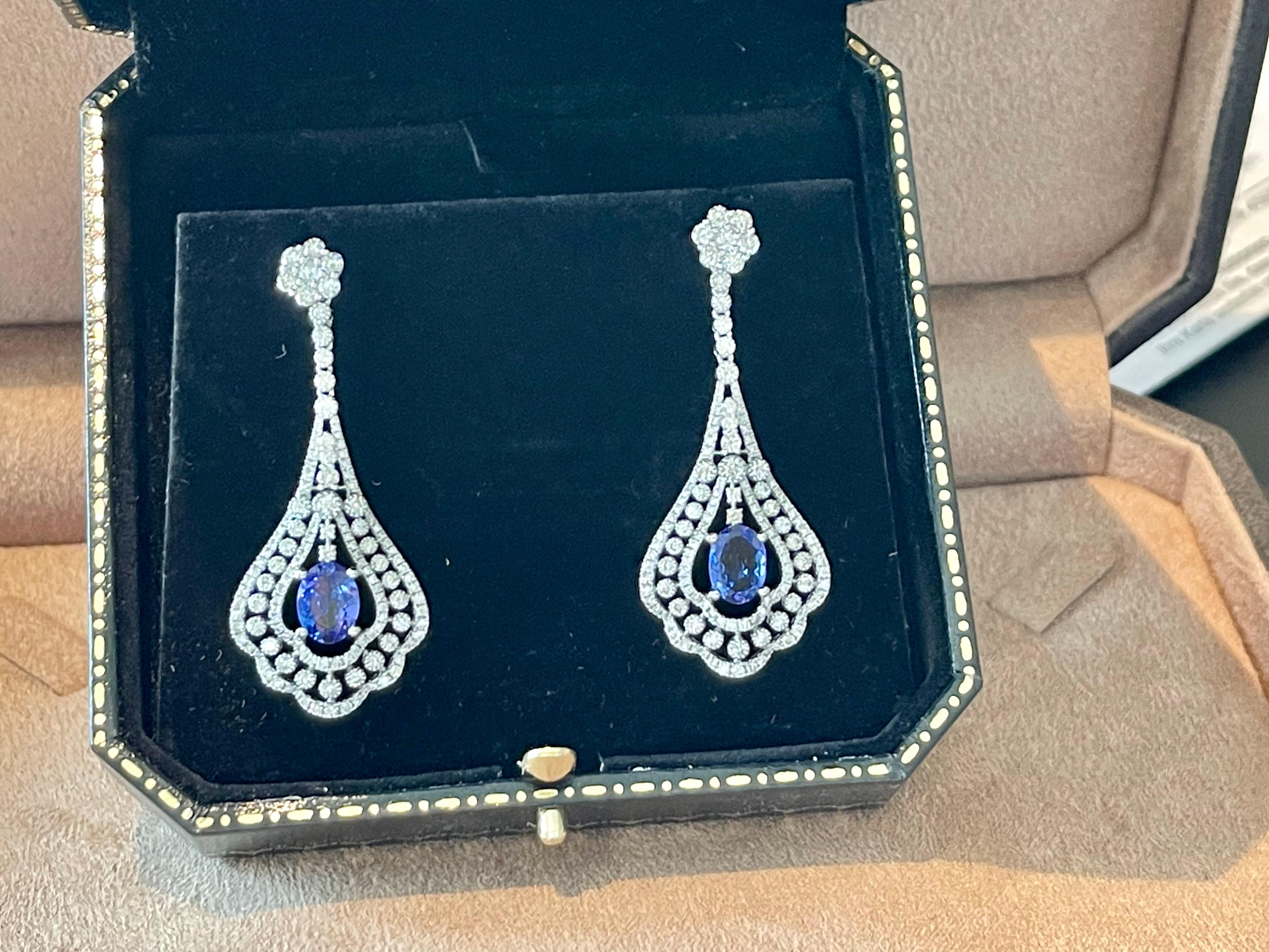 18k White Gold Chandelier Earrings Tanzanite Diamonds For Sale 2