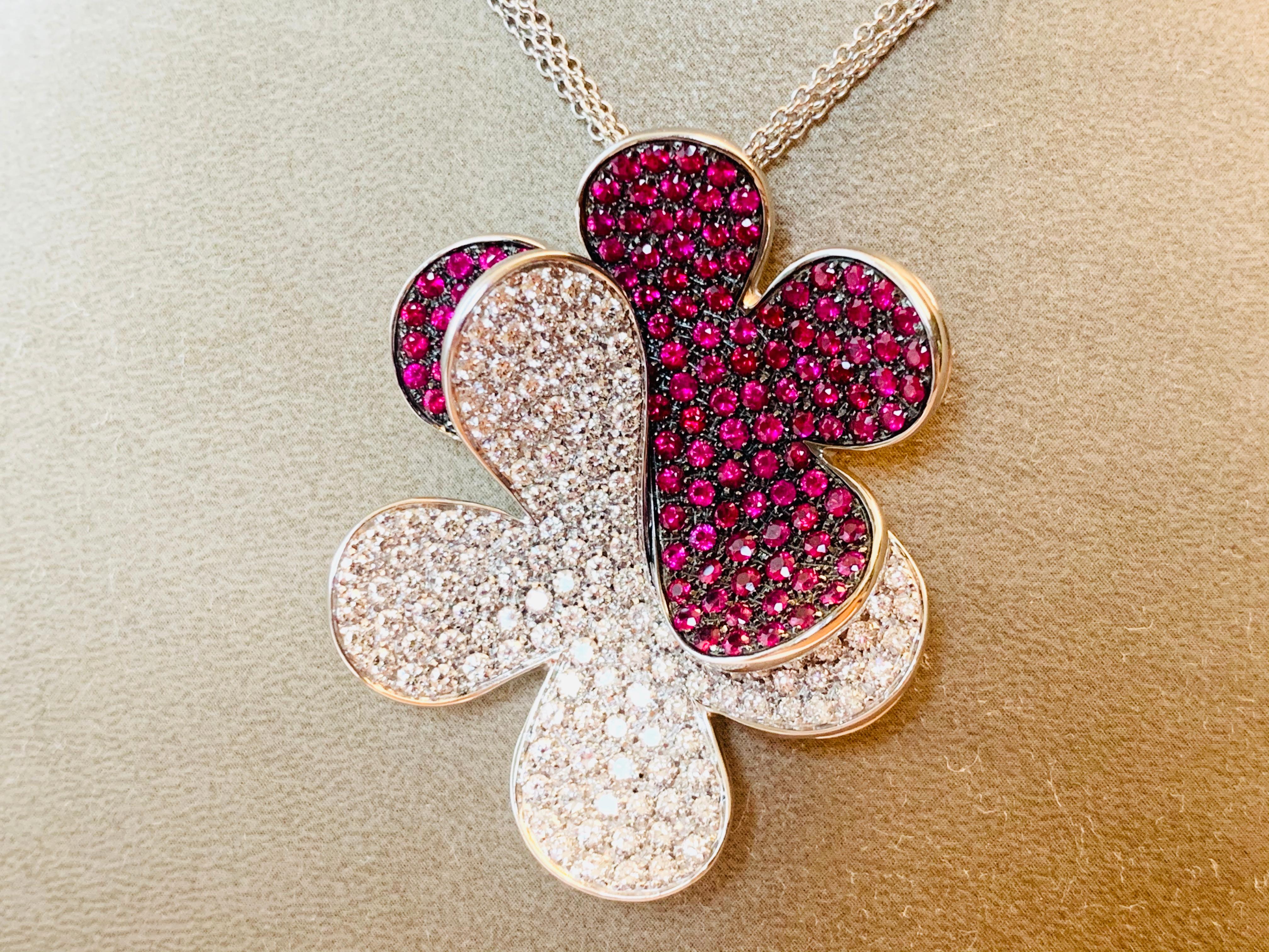 Round Cut 18 Karat White Gold Clover Leaf Ruby and Diamond Pendant with Chain by Salavetti For Sale