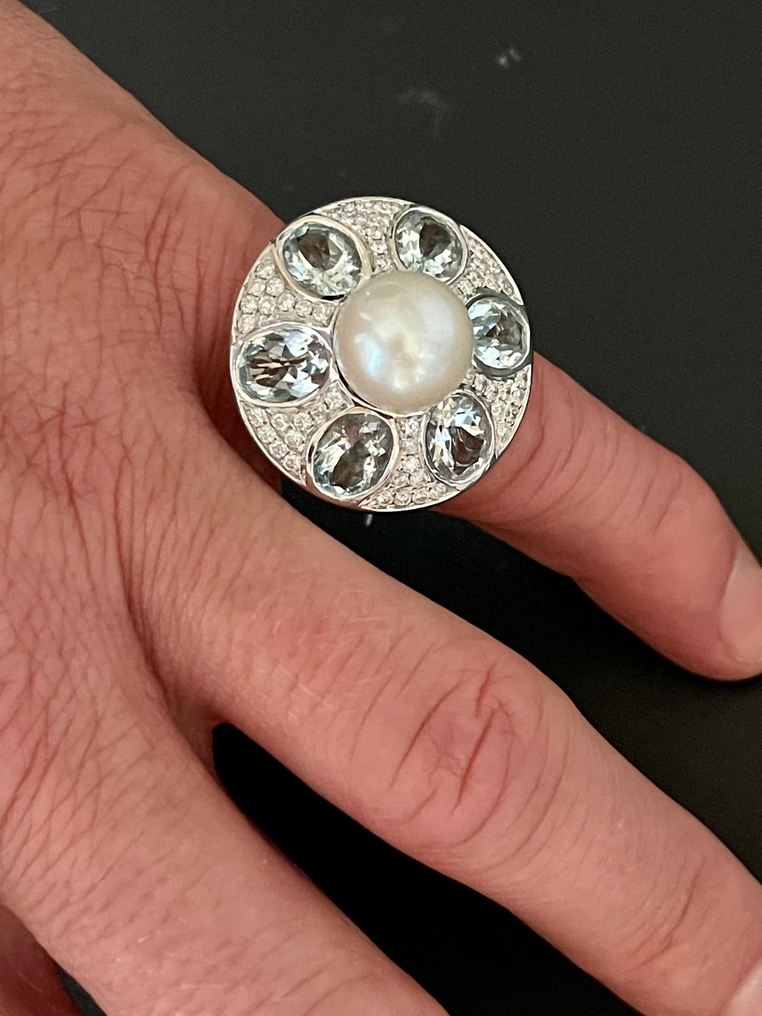 Brilliant Cut 18 K white Gold Cocktail Ring Pearl Aquamarine Diamonds For Sale
