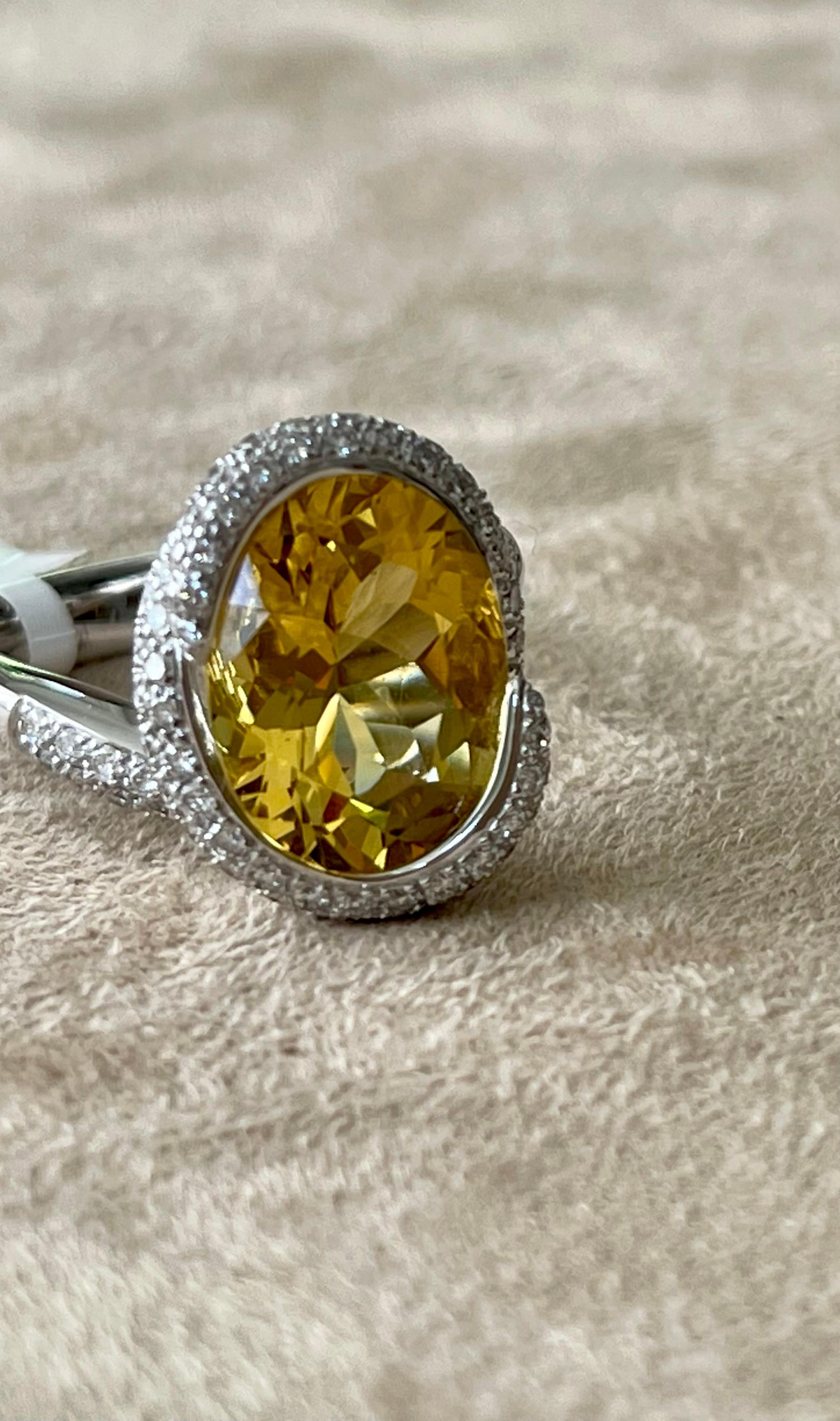 18 K White Gold Coktail Ring Diamonds Yellow Beryl Gubelin Lucerne In New Condition For Sale In Zurich, Zollstrasse