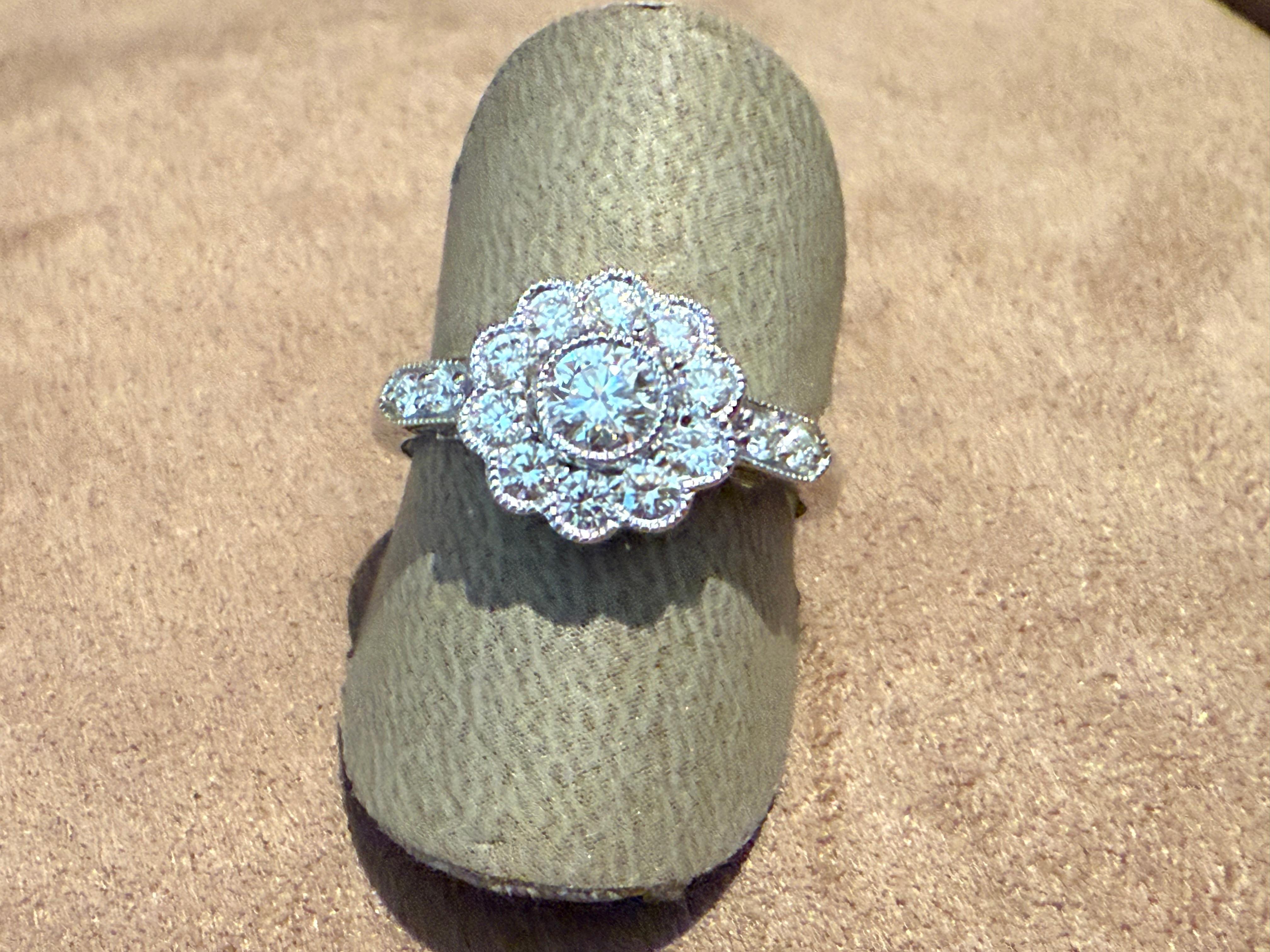 Taille brillant Halo en or blanc 18 K K  Bague de fiançailles en diamant