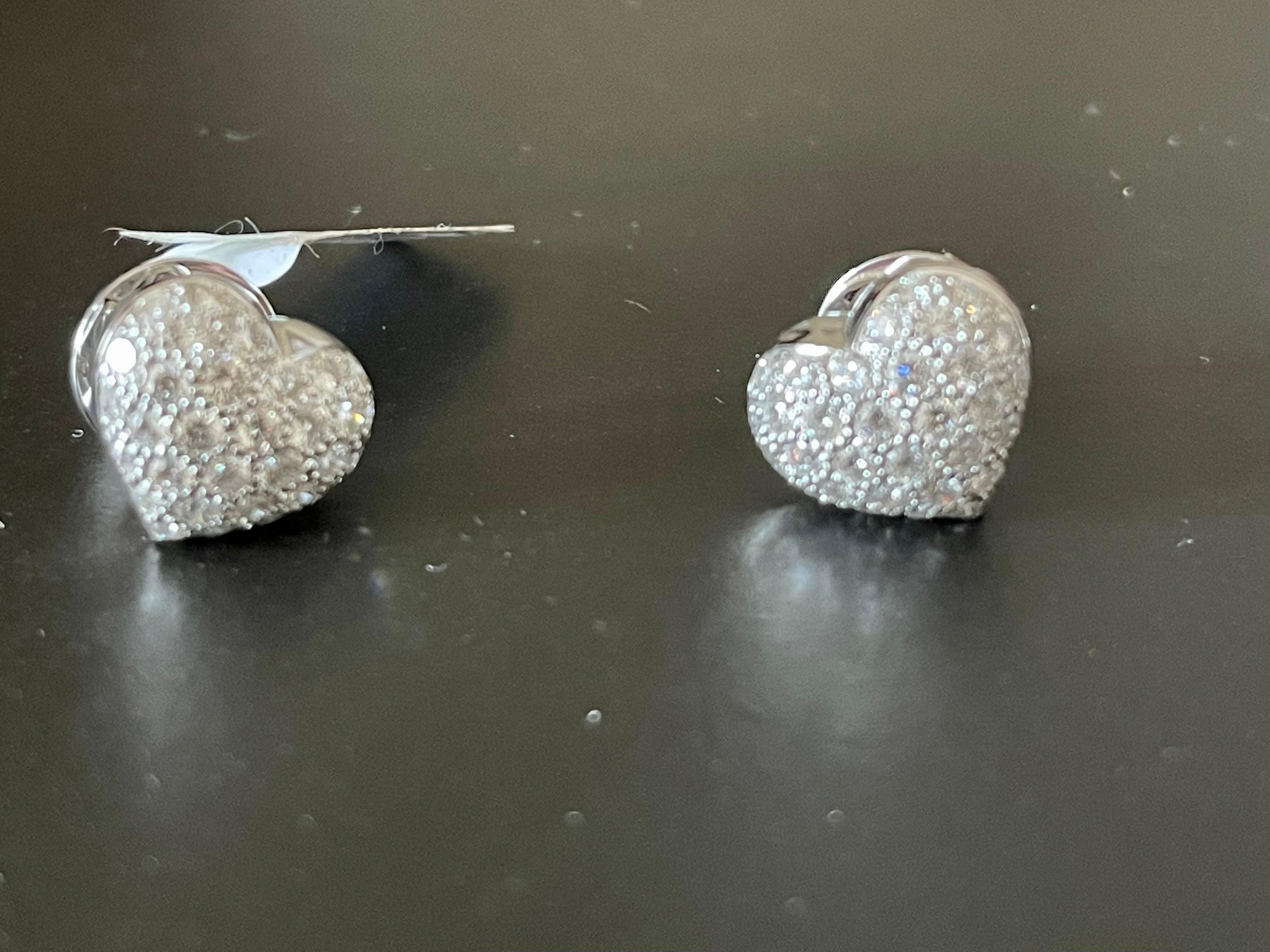 Contemporary 18 K White Gold Heart Shaped Pave Diamond Stud Earings For Sale