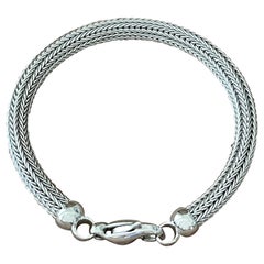 18 K White Gold Knitted Bracelet