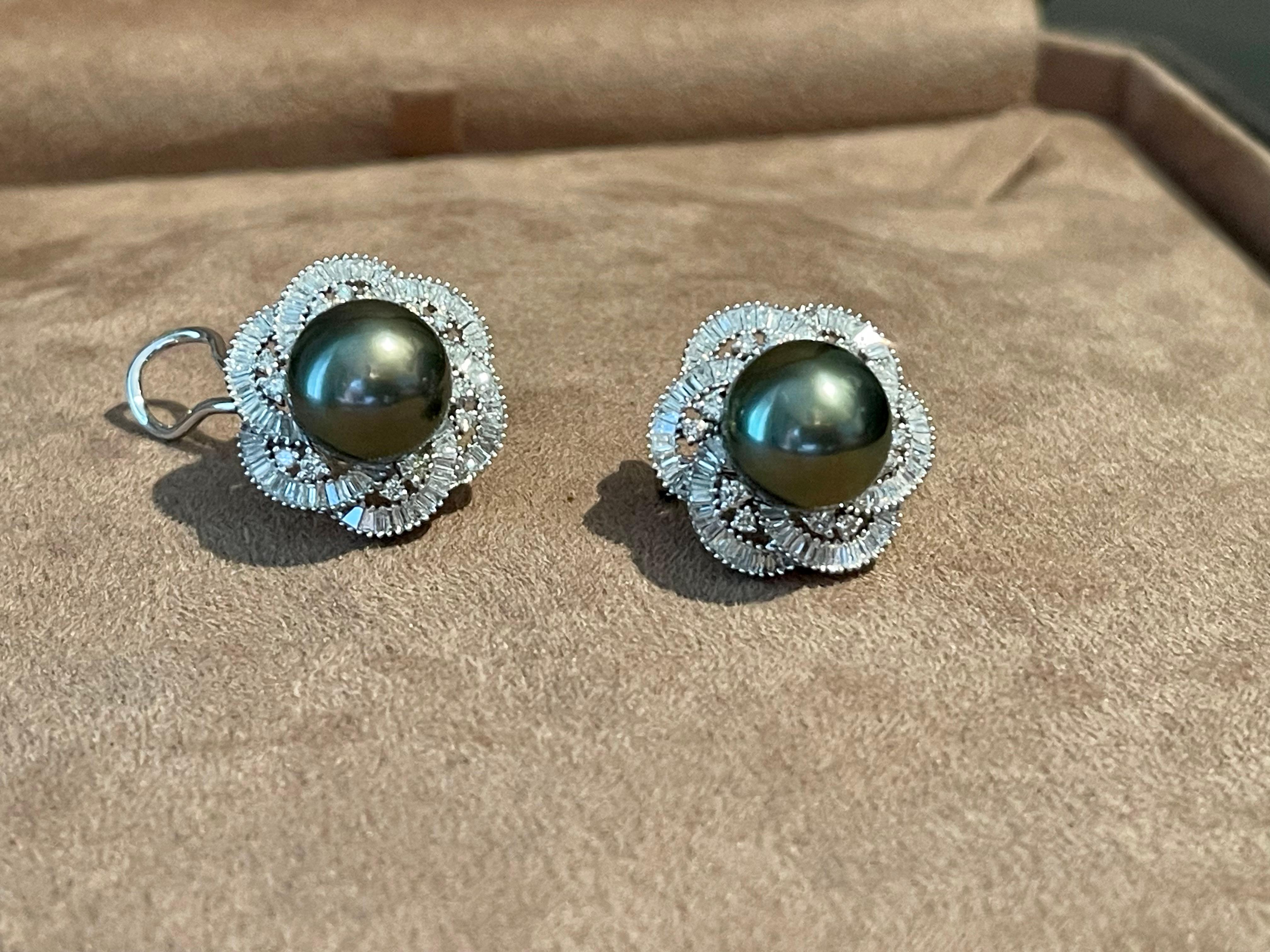 Women's 18 K White Gold Tahitian Pearl Halo Diamond Earrings Tapered Baguette For Sale