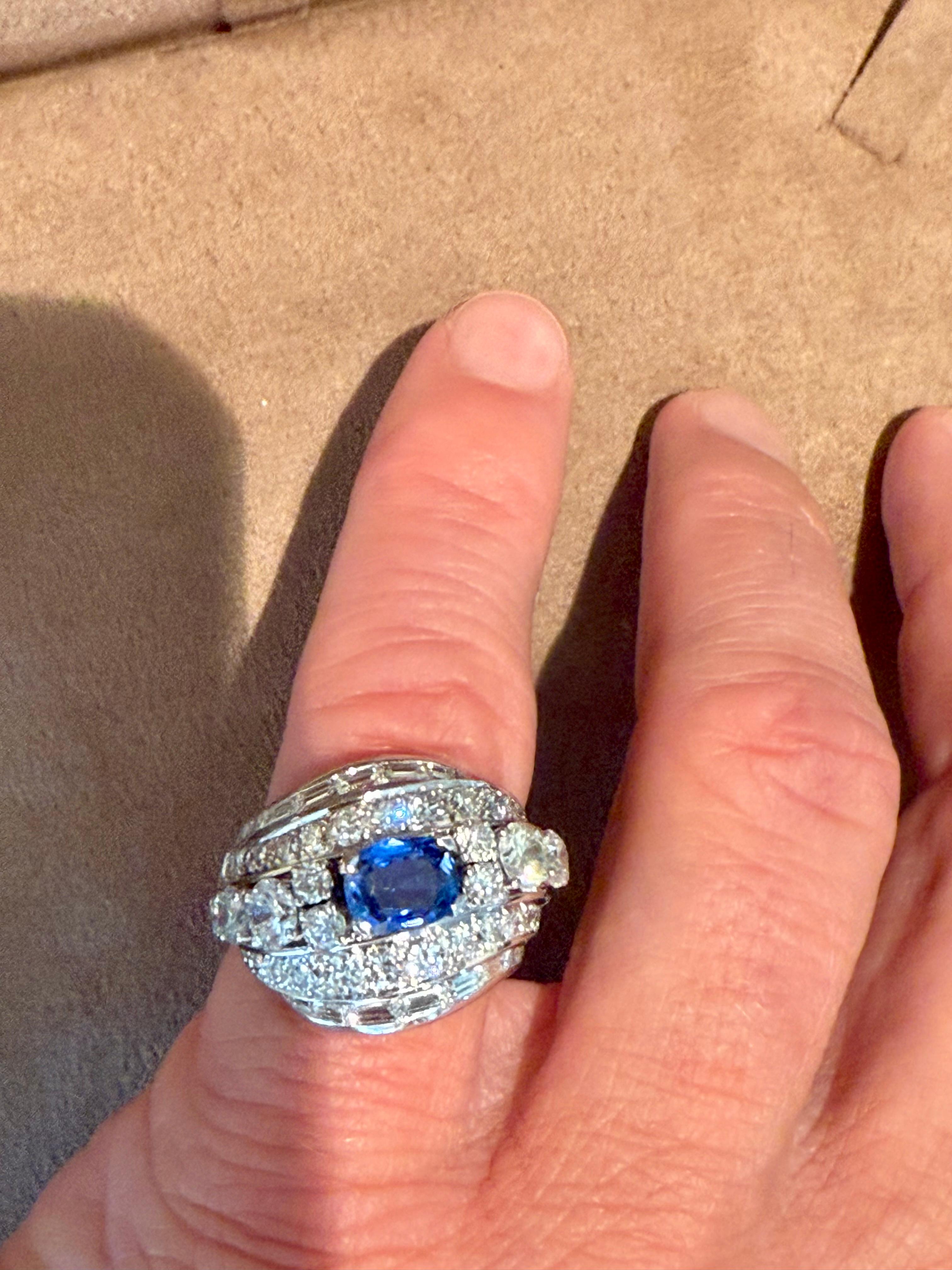 18 K white Gold  VintagNatural Blue Sapphire and Diamond Platinum Cocktail Ring For Sale 6