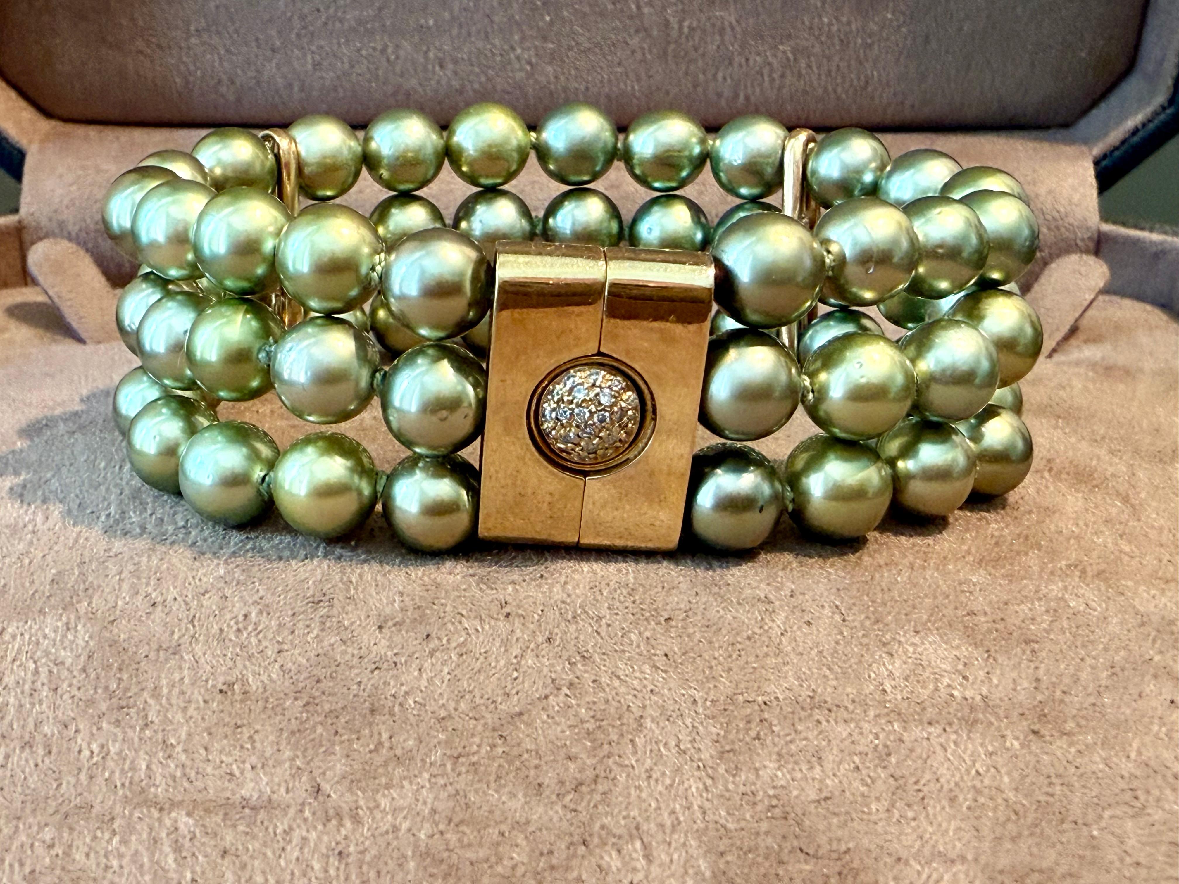 Contemporary 18 K yellow Gold 3 row Pistachio green Tahitinan Pearl Diamond Bracelet For Sale