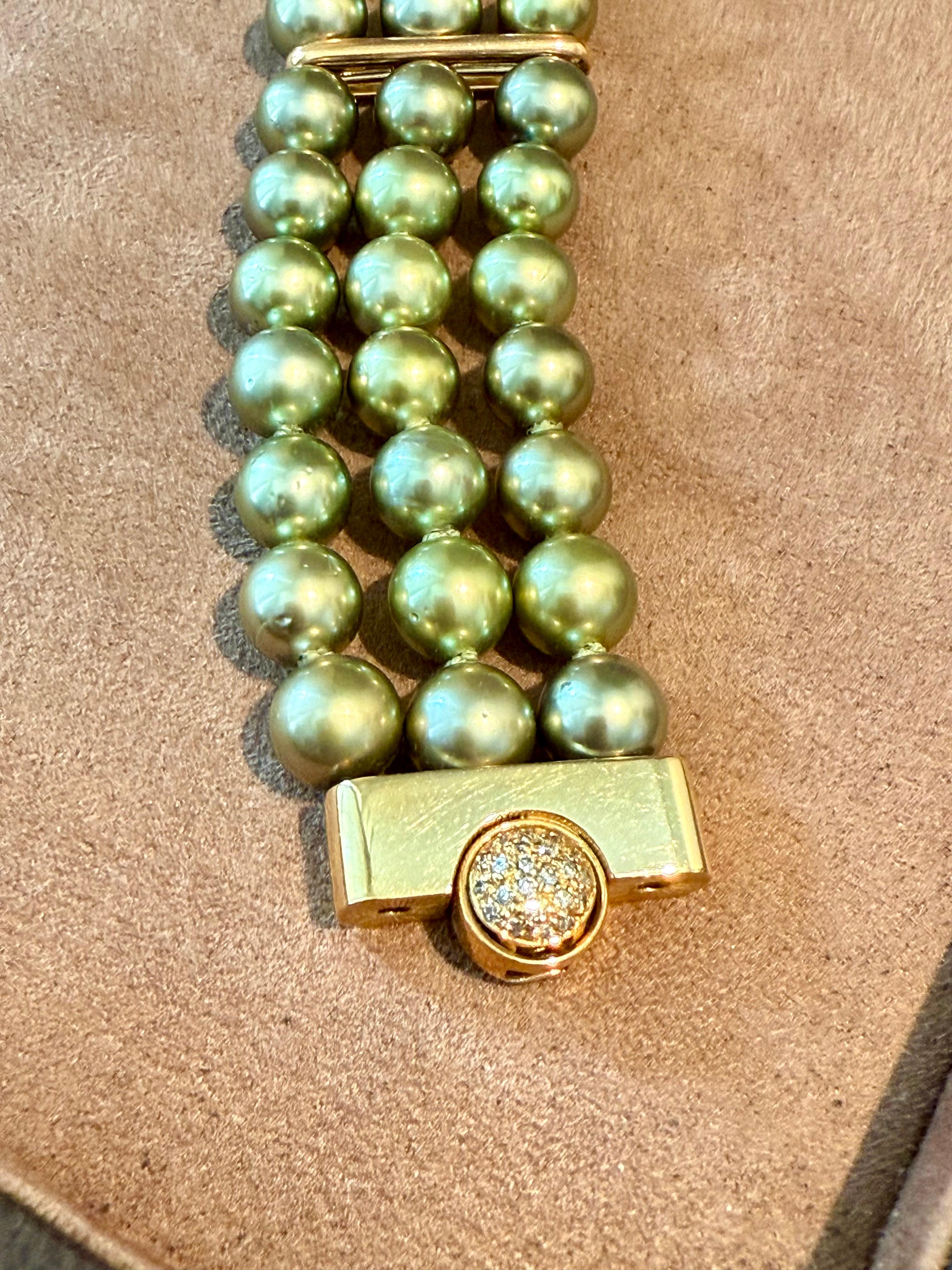 18 K yellow Gold 3 row Pistachio green Tahitinan Pearl Diamond Bracelet For Sale 1
