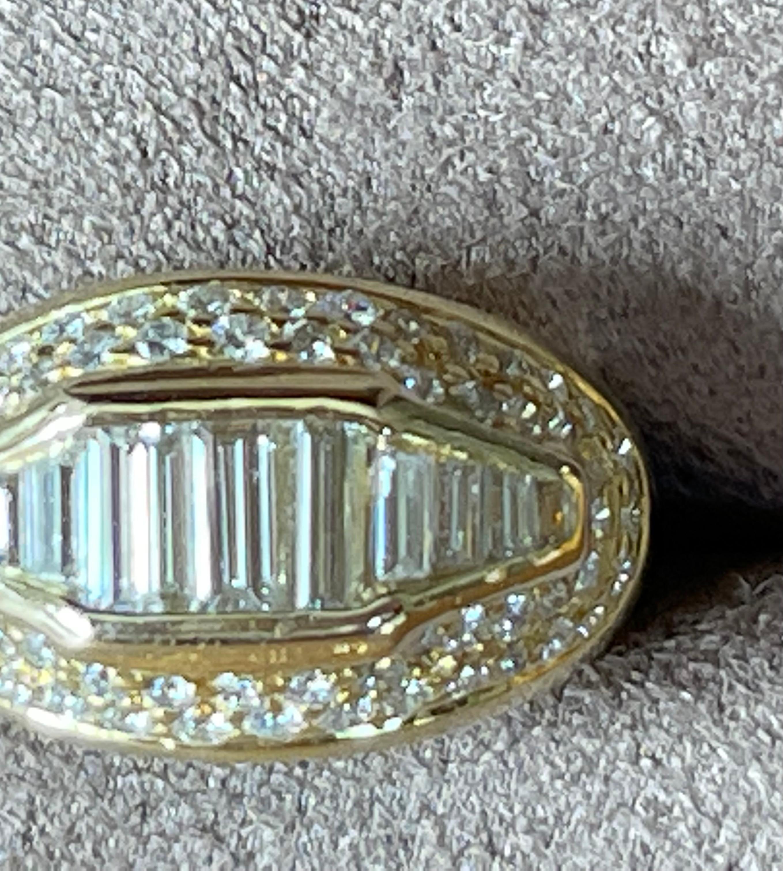 18 K Yellow Gold Band Ring Baguettes & Diamonds For Sale 1