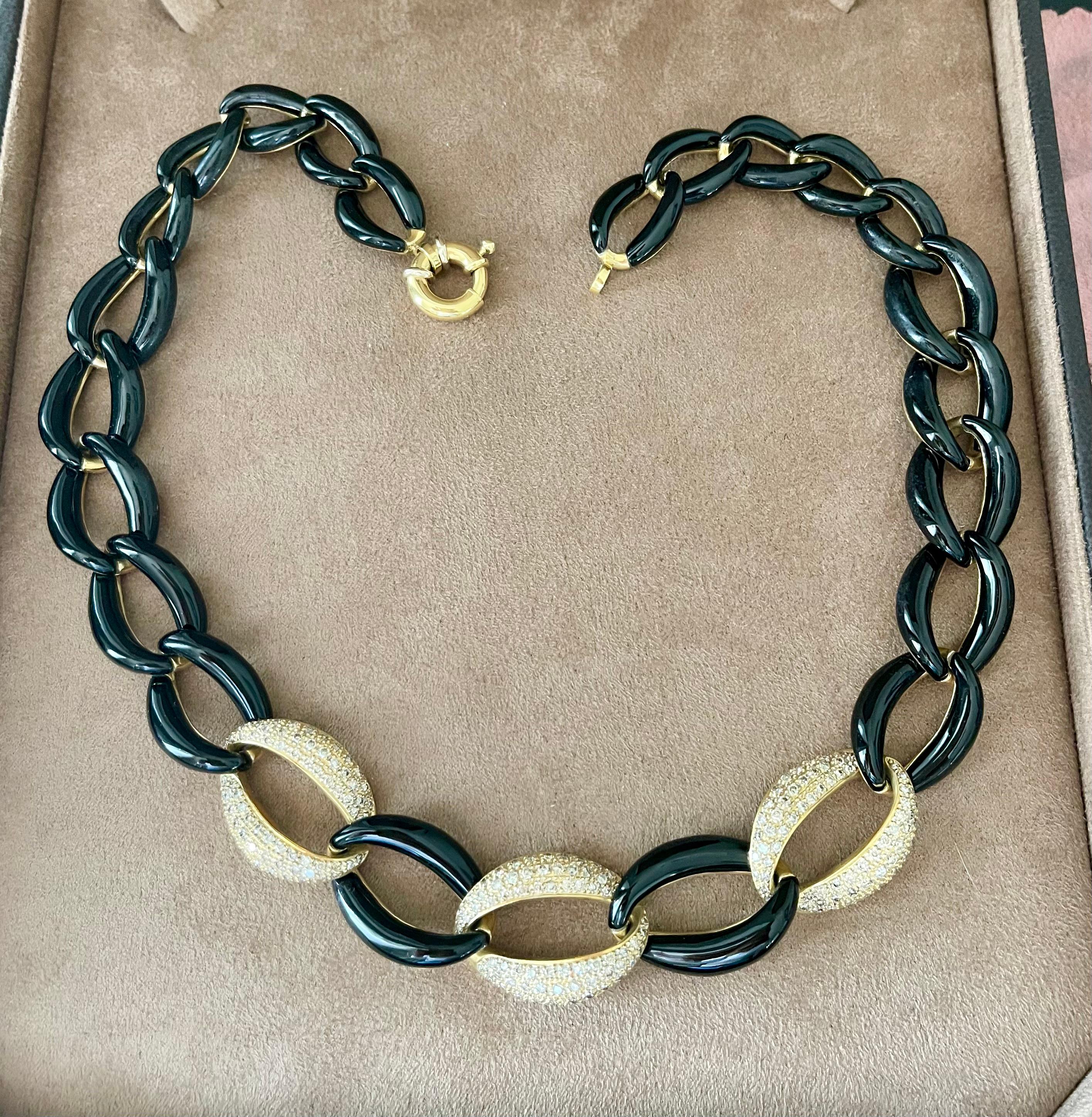 Contemporary 18 K yellow Gold Black Enamel Diamond link necklace For Sale