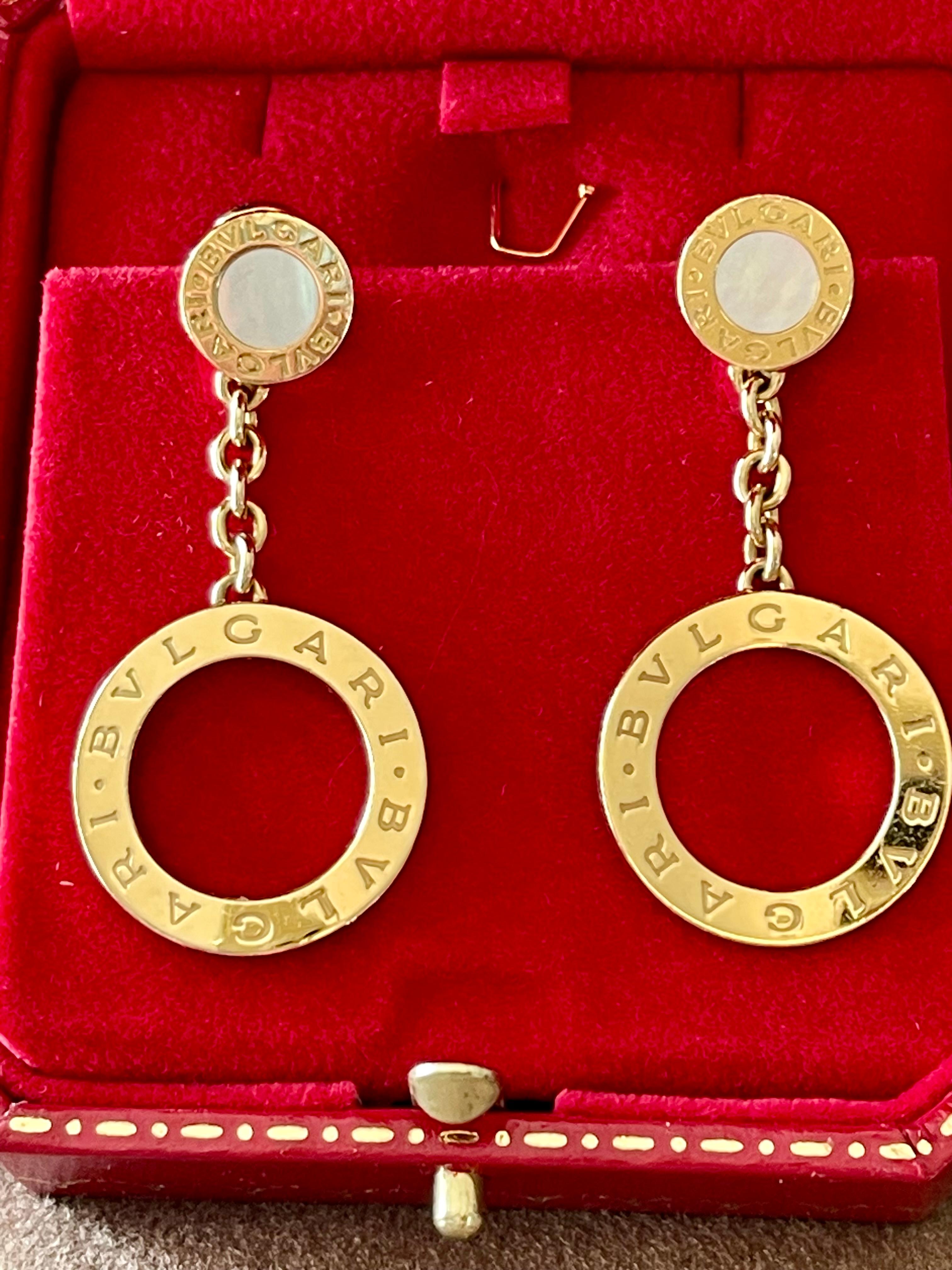 18 K yellow Gold Bulgari drop earrings mother of pearl For Sale 4
