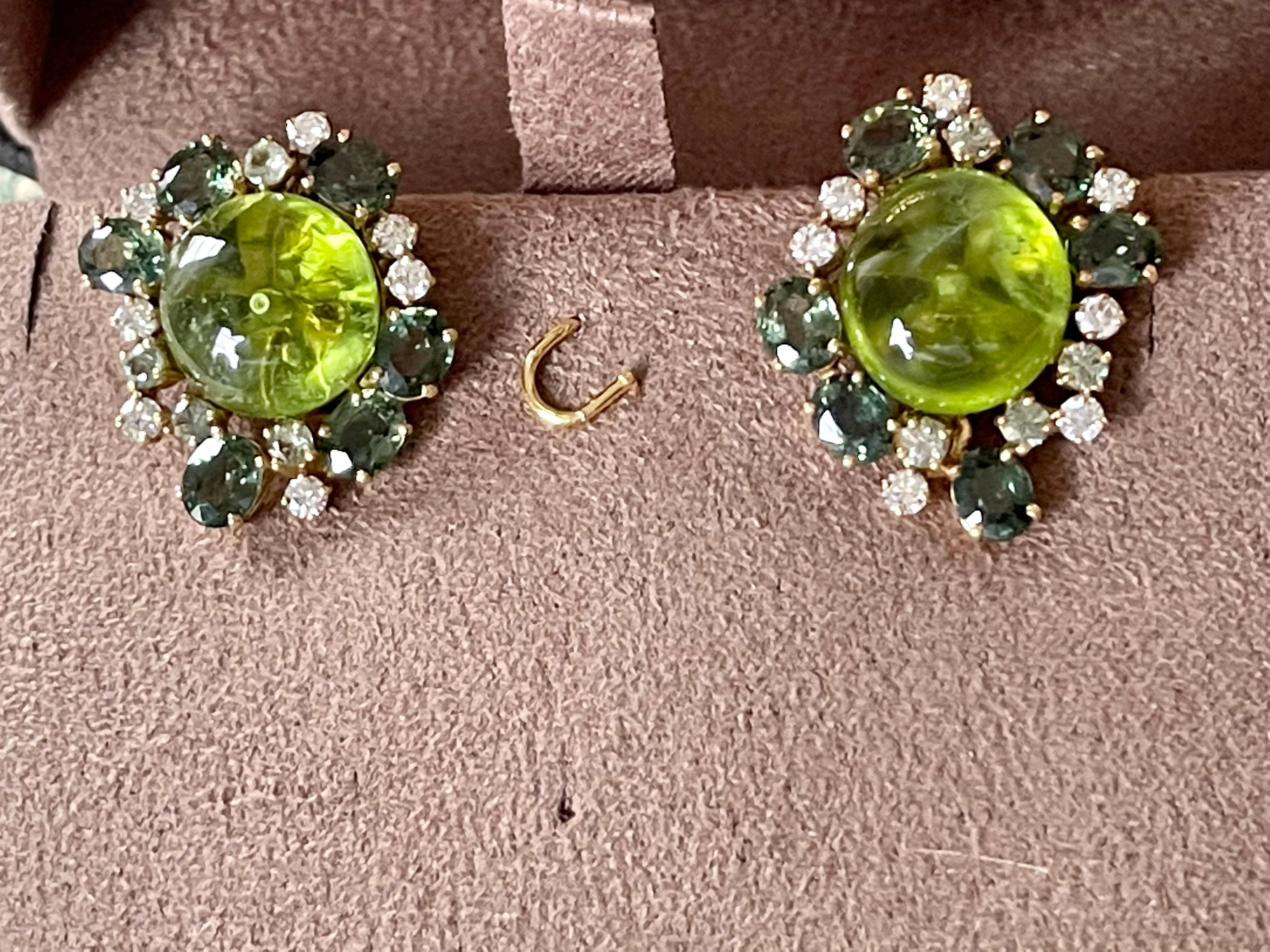Pendientes Racimo Oro Amarillo 18 K Peridotos Diamantes Zafiro Verde en venta 7