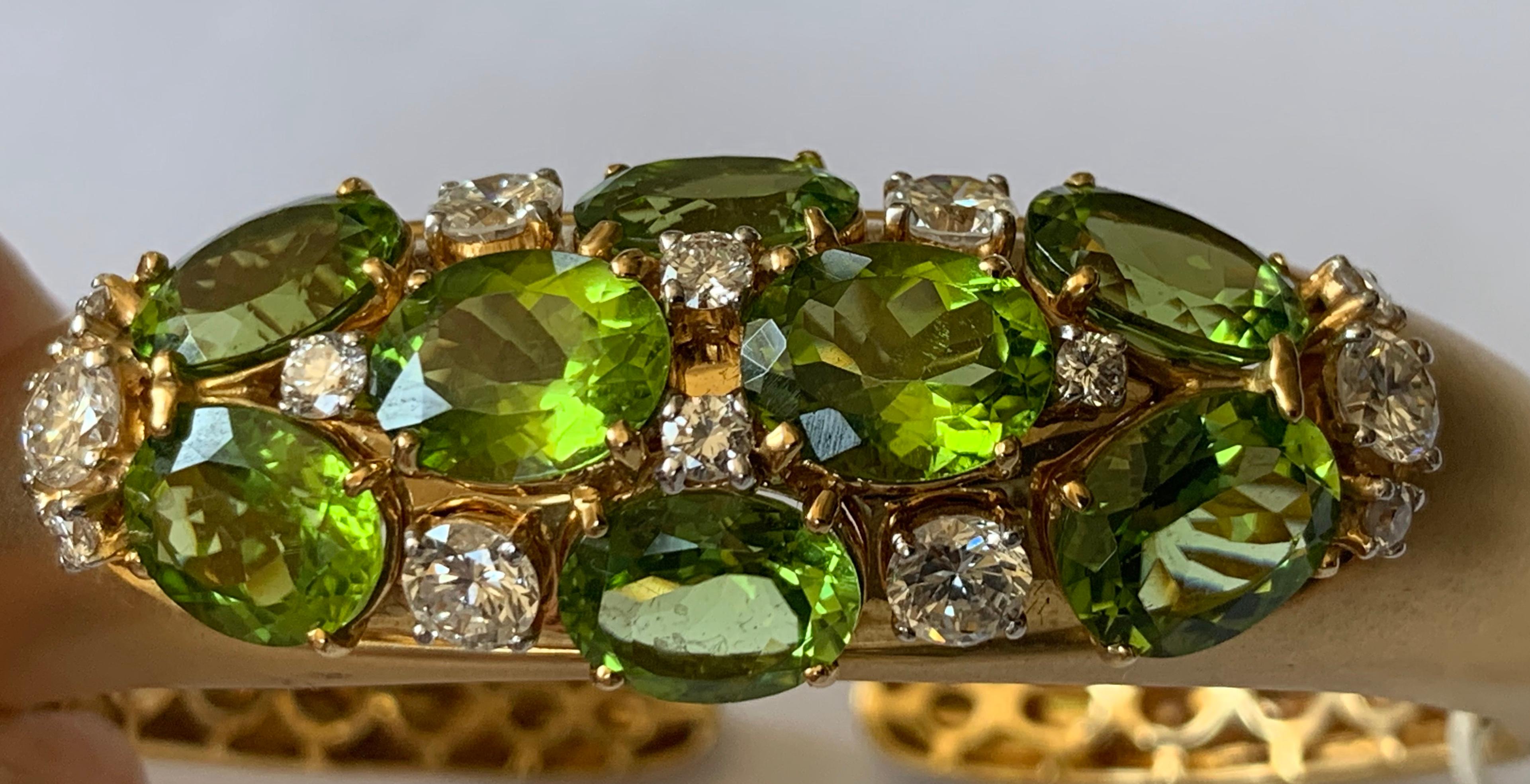 Women's 18 Karat Yellow Gold Cuff Bracelet with Peridots and Diamonds For Sale