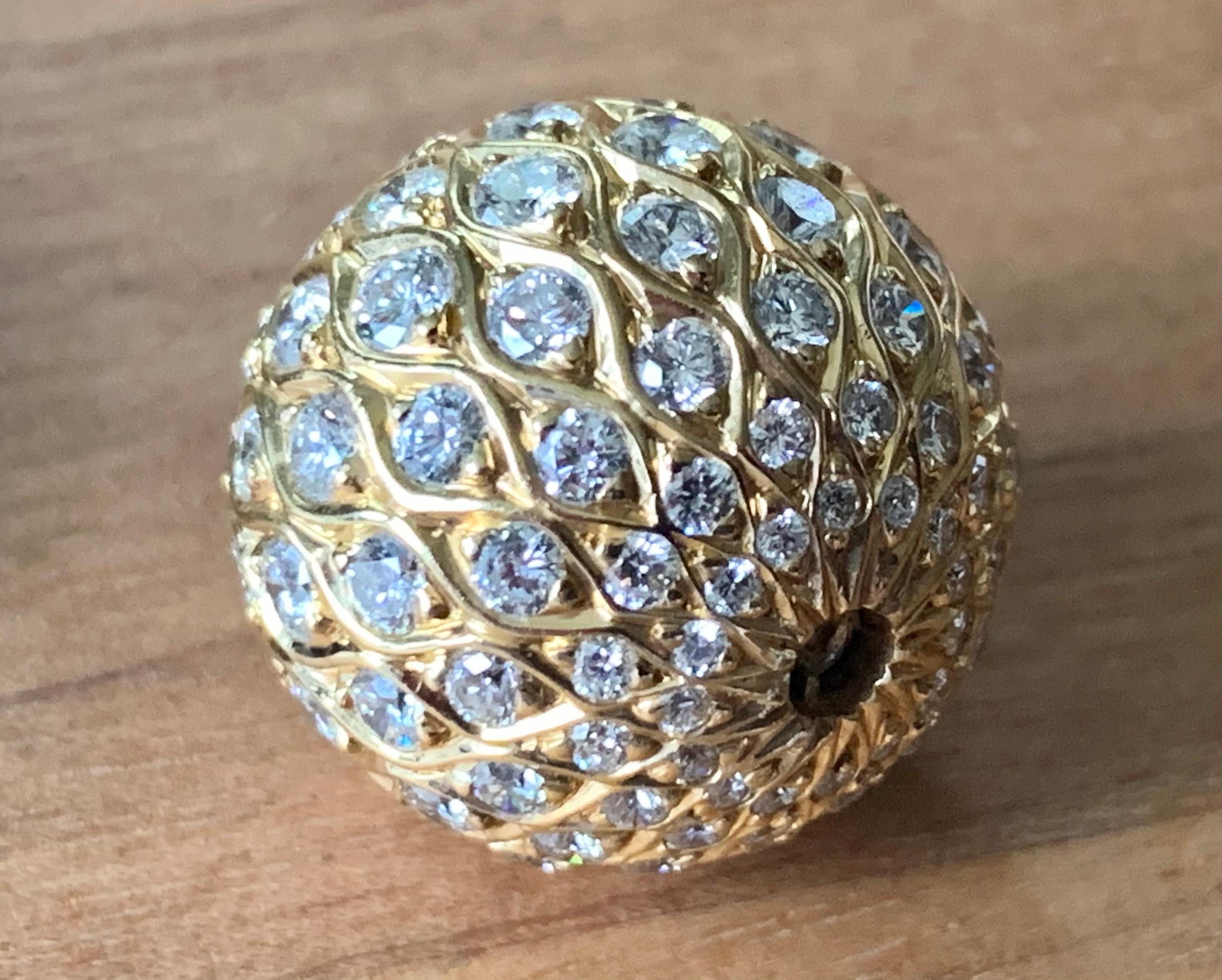 Brilliant Cut 18 K Yellow Gold Cultured Pearl Torsade Enamel Diamond Ball Clasp For Sale