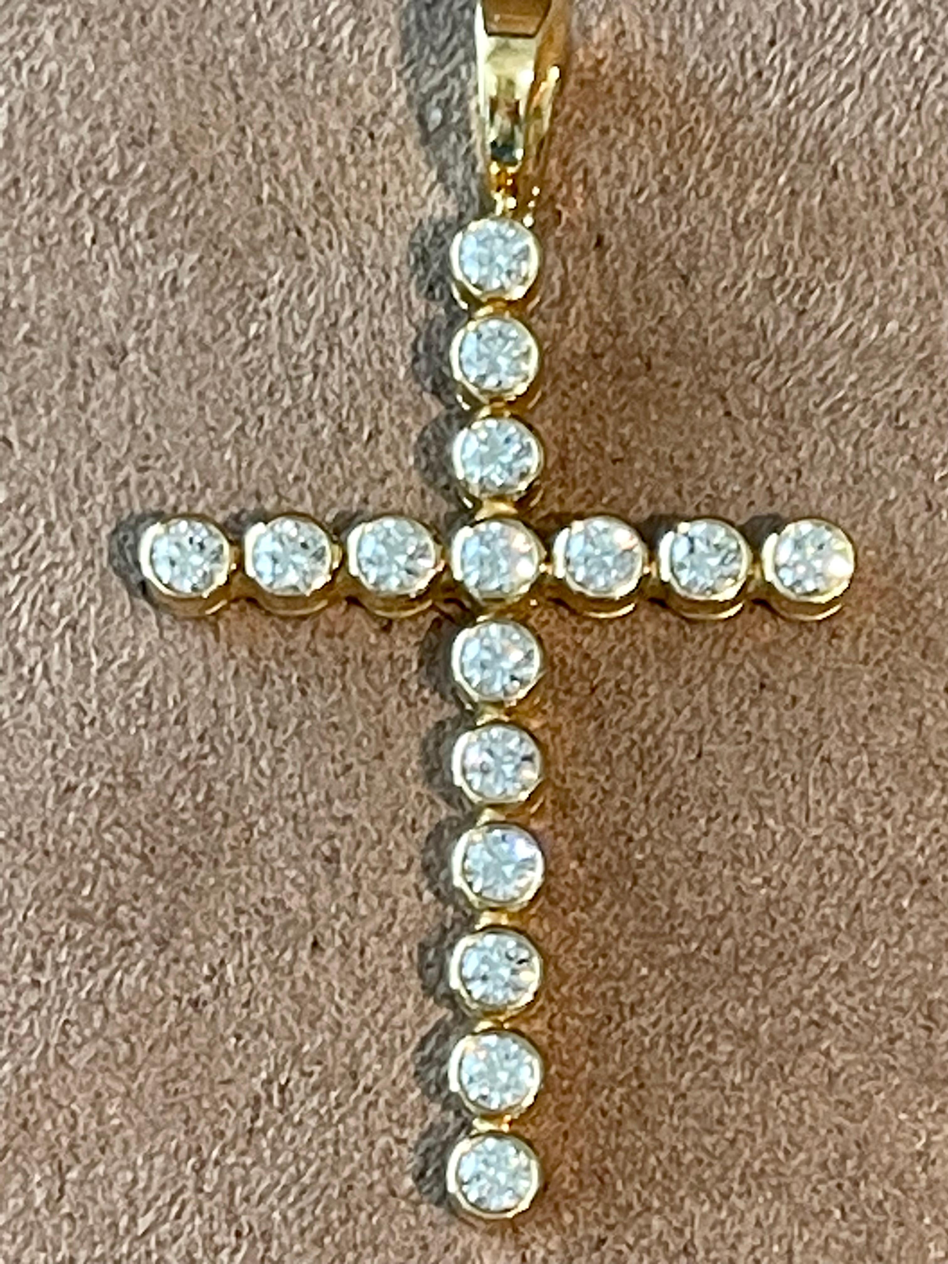 18K Yellow Gold Diamond Cross Pendant Gubelin Lucerne For Sale 4