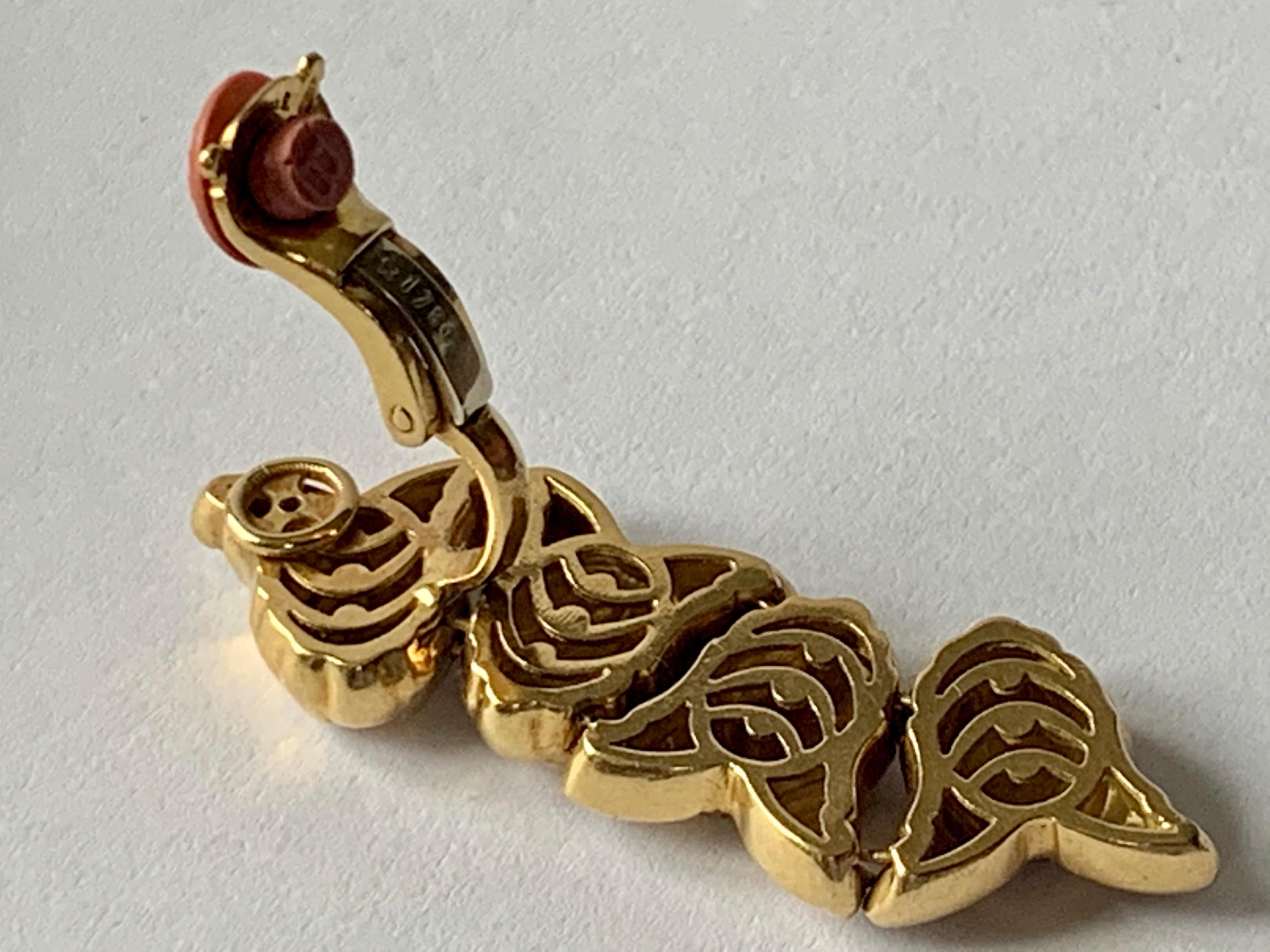 18 K Yellow Gold Earclips by Marina B, ca. 1980 with Fish Motives For Sale 2