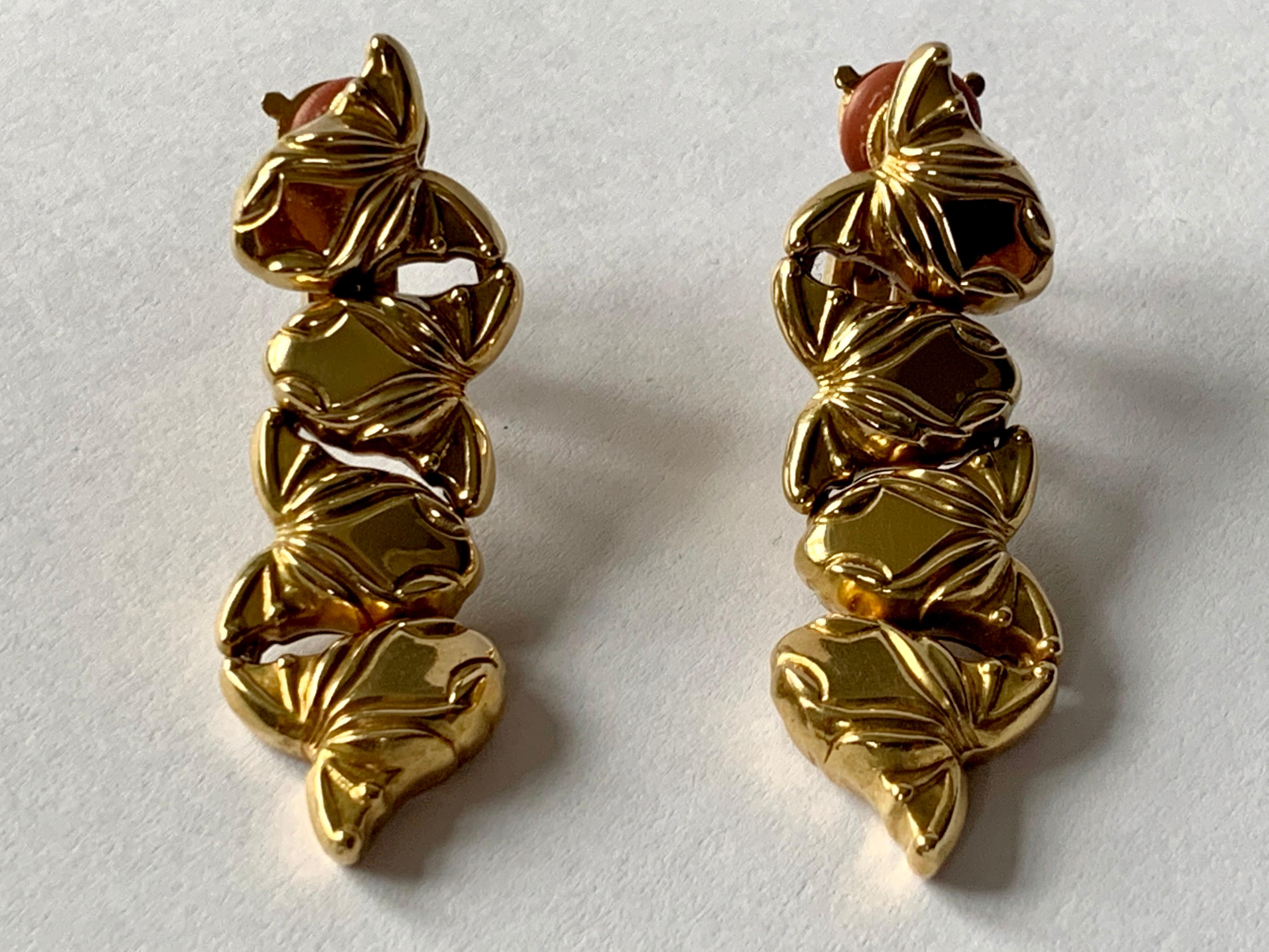 18 K Yellow Gold Earclips by Marina B, ca. 1980 with Fish Motives For Sale 3