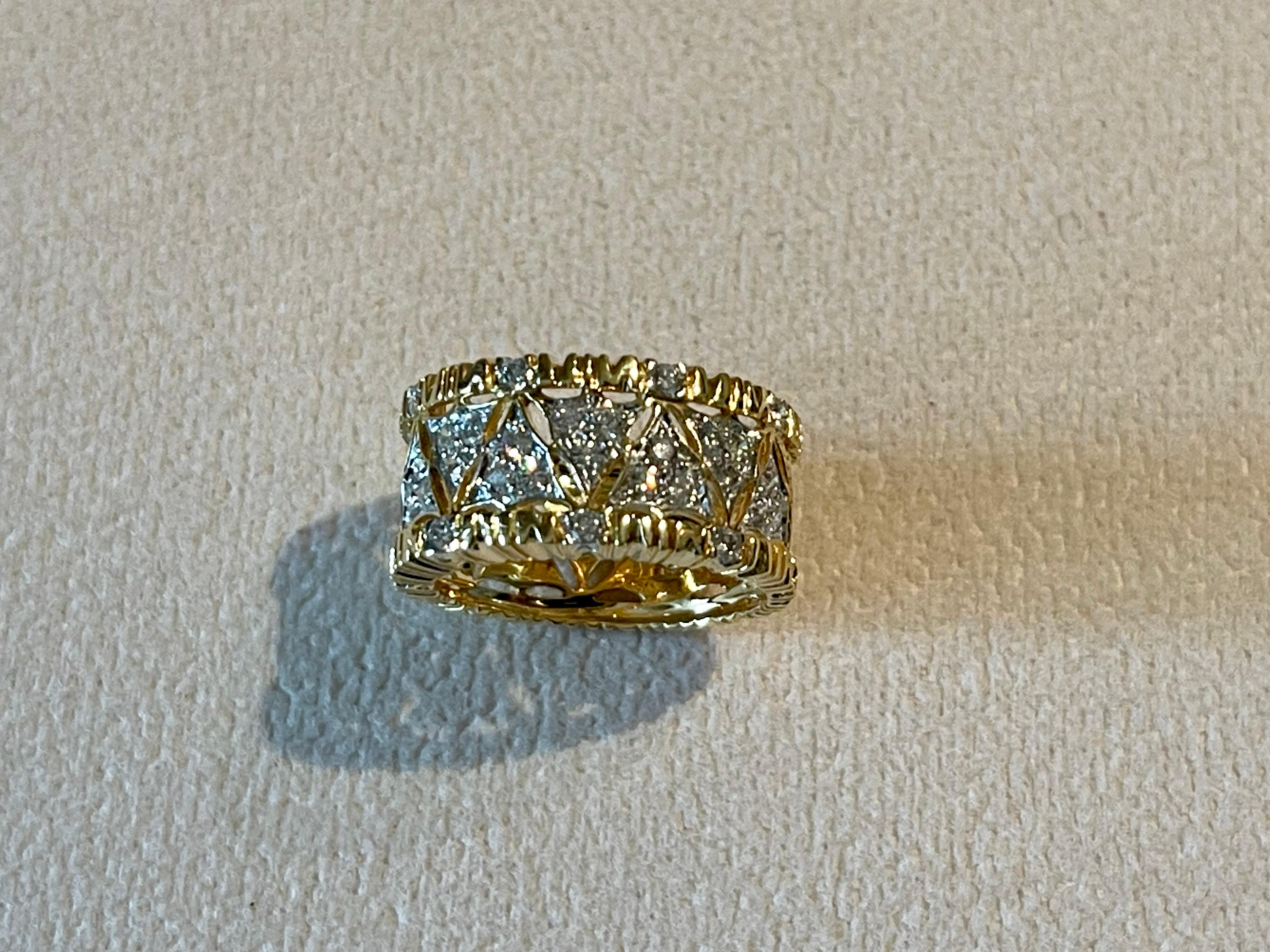 18 K yellow gold openwork filligree band Ring Diamonds In New Condition For Sale In Zurich, Zollstrasse
