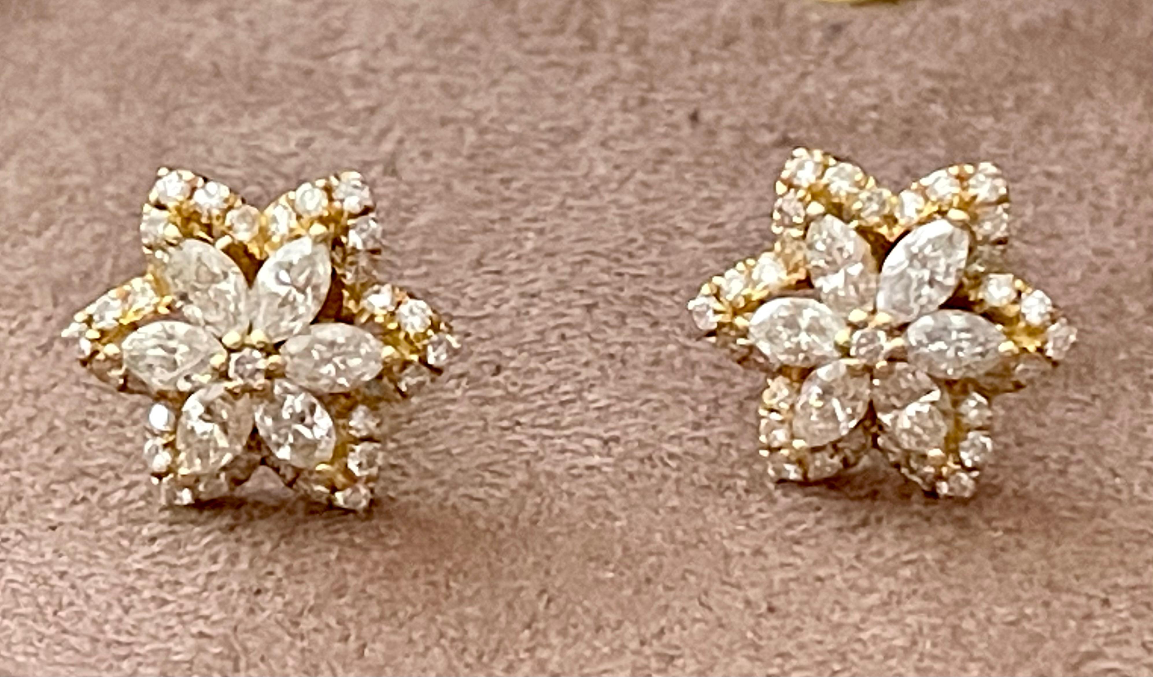 18 K Yellow Gold Star Sahped Earstuds Diamonds Marquise In Excellent Condition In Zurich, Zollstrasse