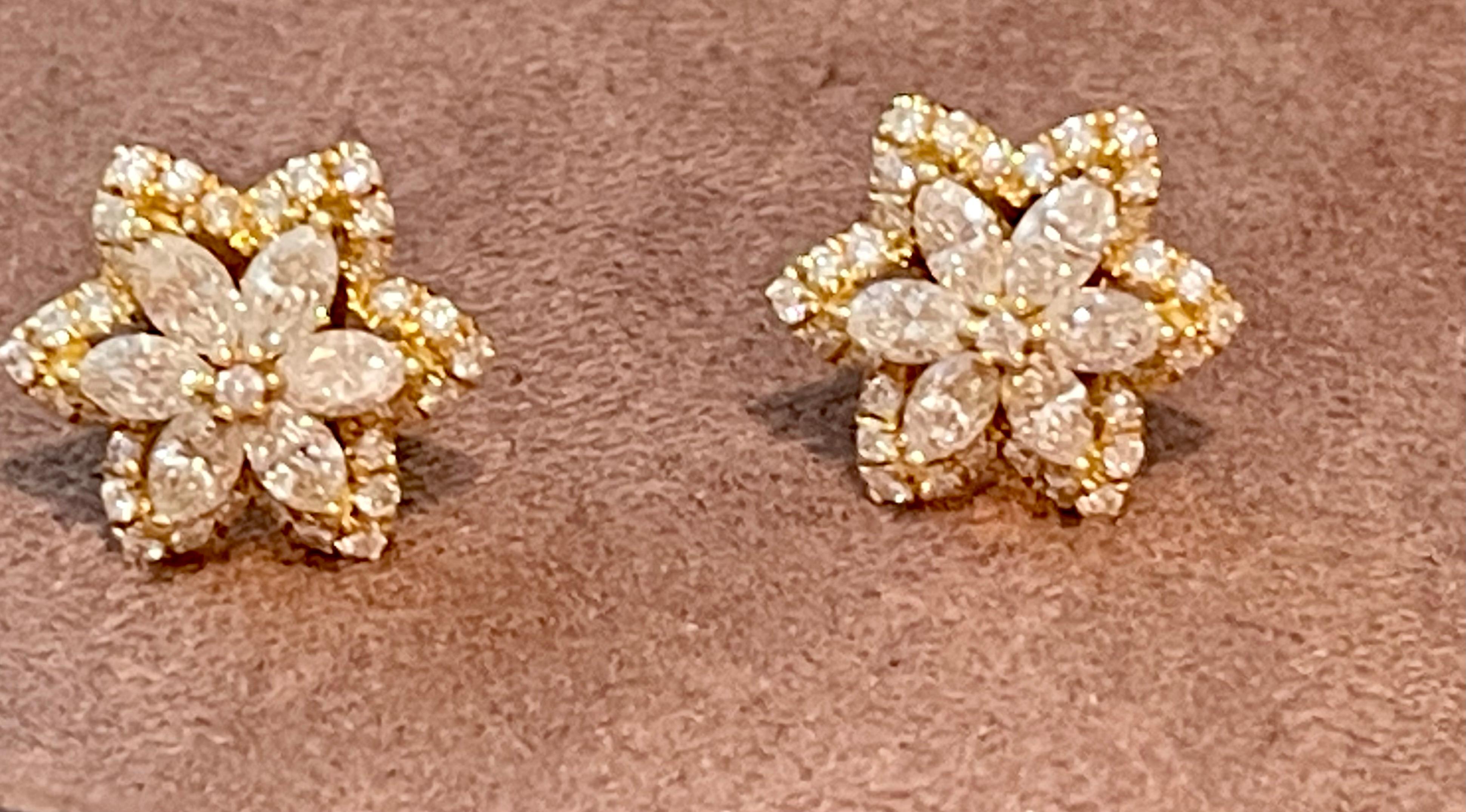 Women's 18 K Yellow Gold Star Sahped Earstuds Diamonds Marquise