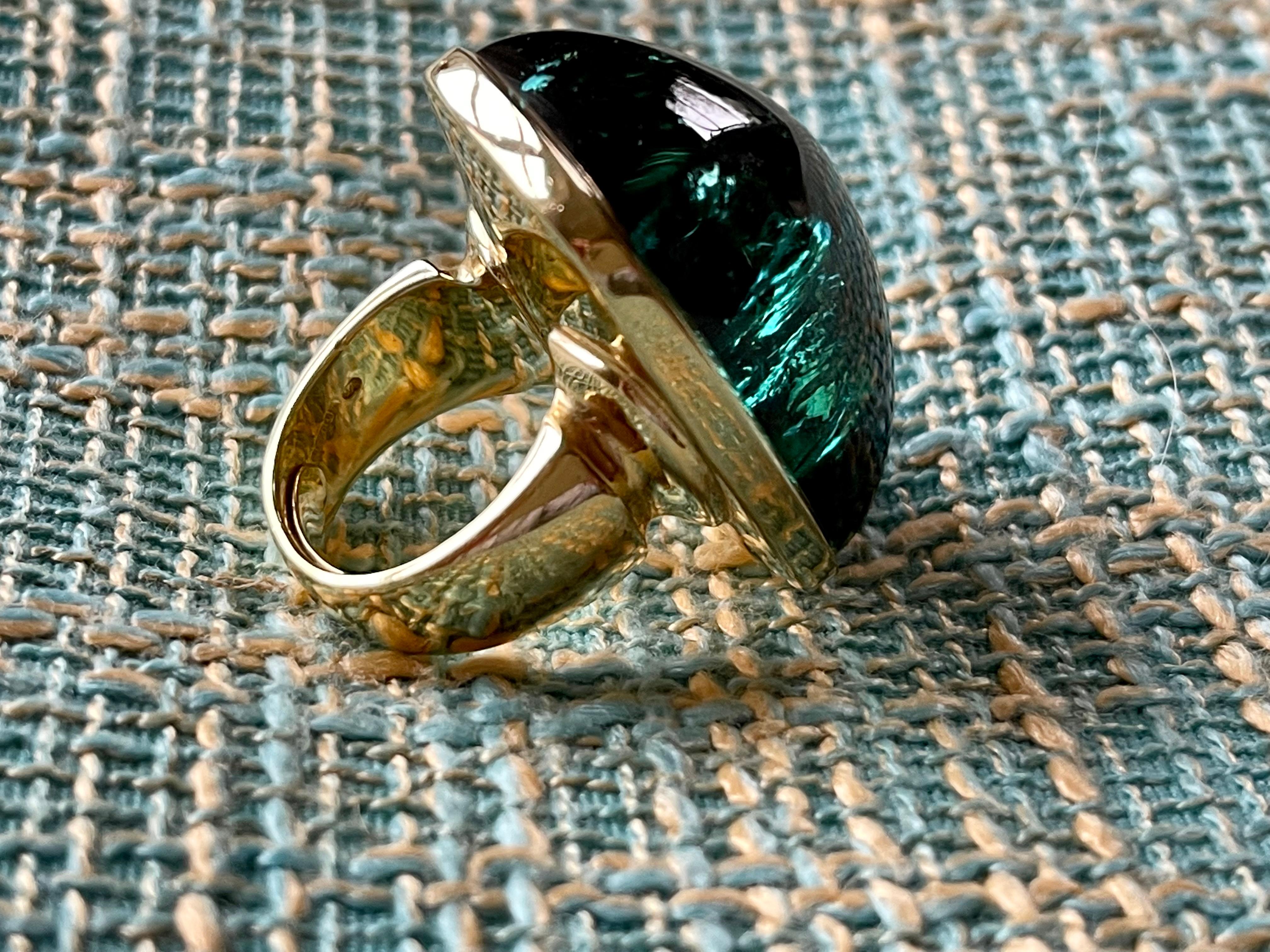18 K Yellow Gold Statement Ring Green Torumaline Cabochon by De Vroomen For Sale 2