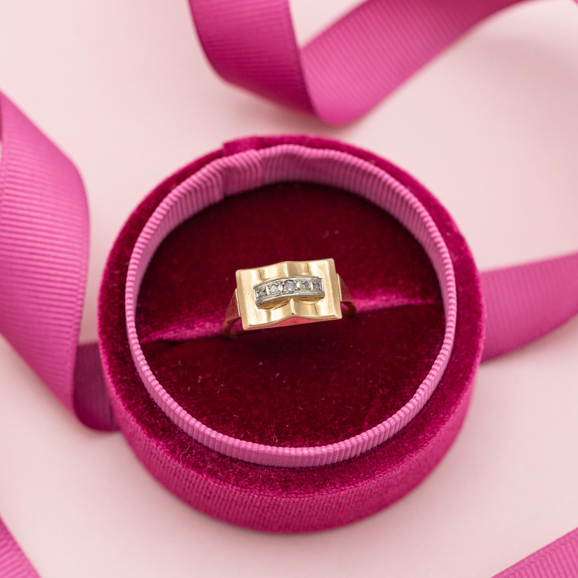 For sale is this lovely bulky Rose Cut diamond ring. This Tank ring is made in 18 k pinkish Yellow gold and marked with a french eagle head mark. This type of ring is called a Tank ring thanks to to the Tanks of the Second World War. These tank
